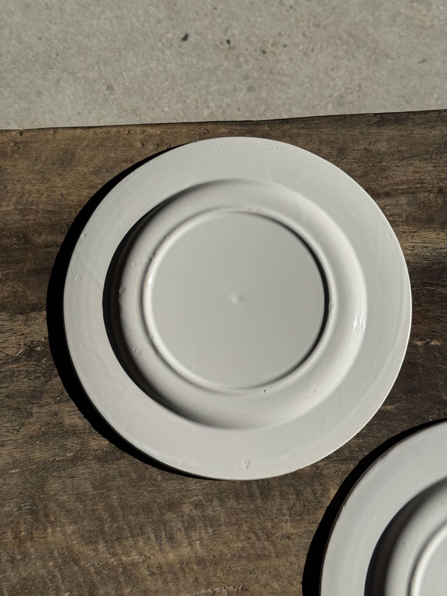 Lot de 3 grandes assiettes blanches classiques D24,5