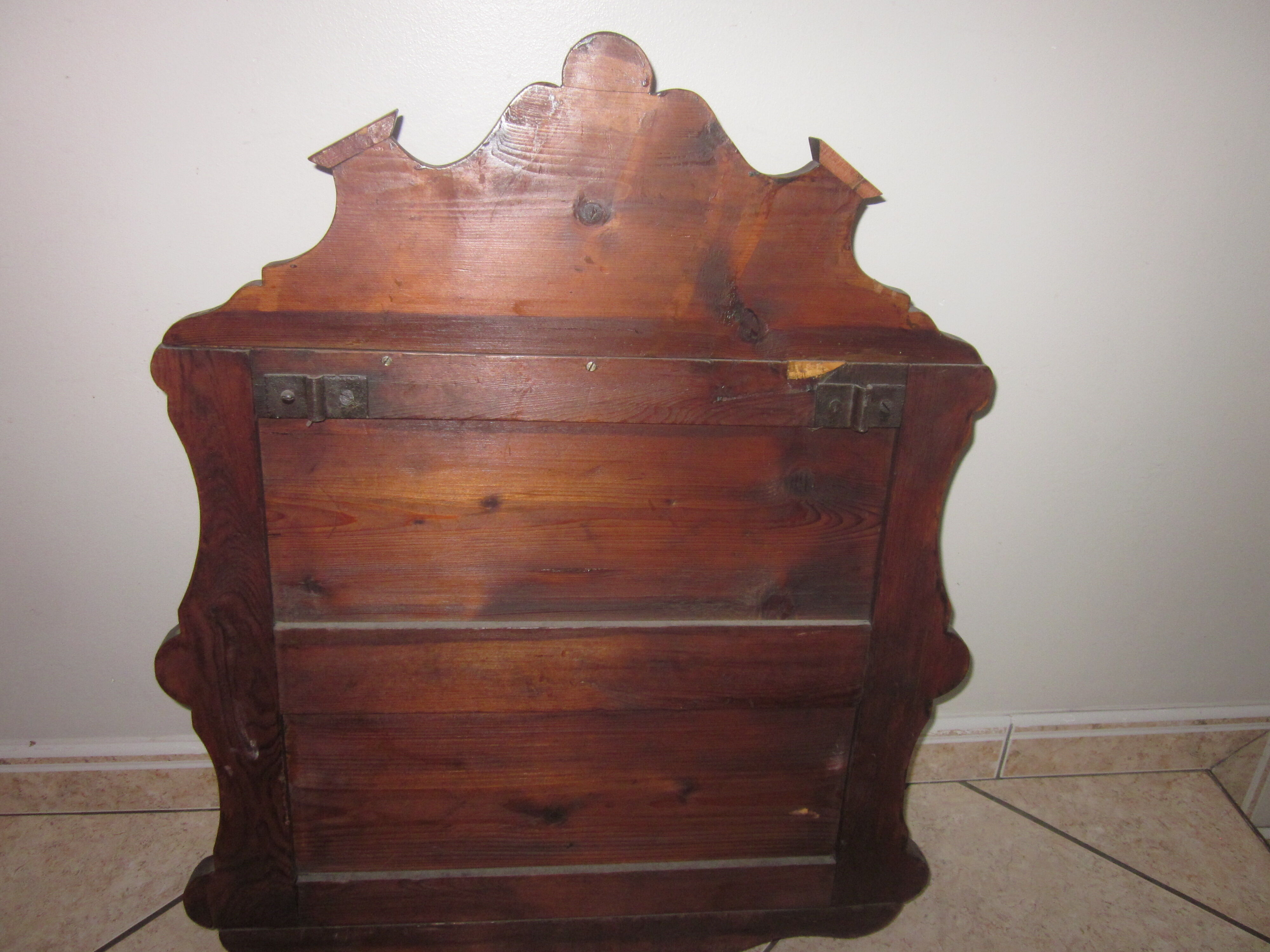 Etagere campagnarde ancienne