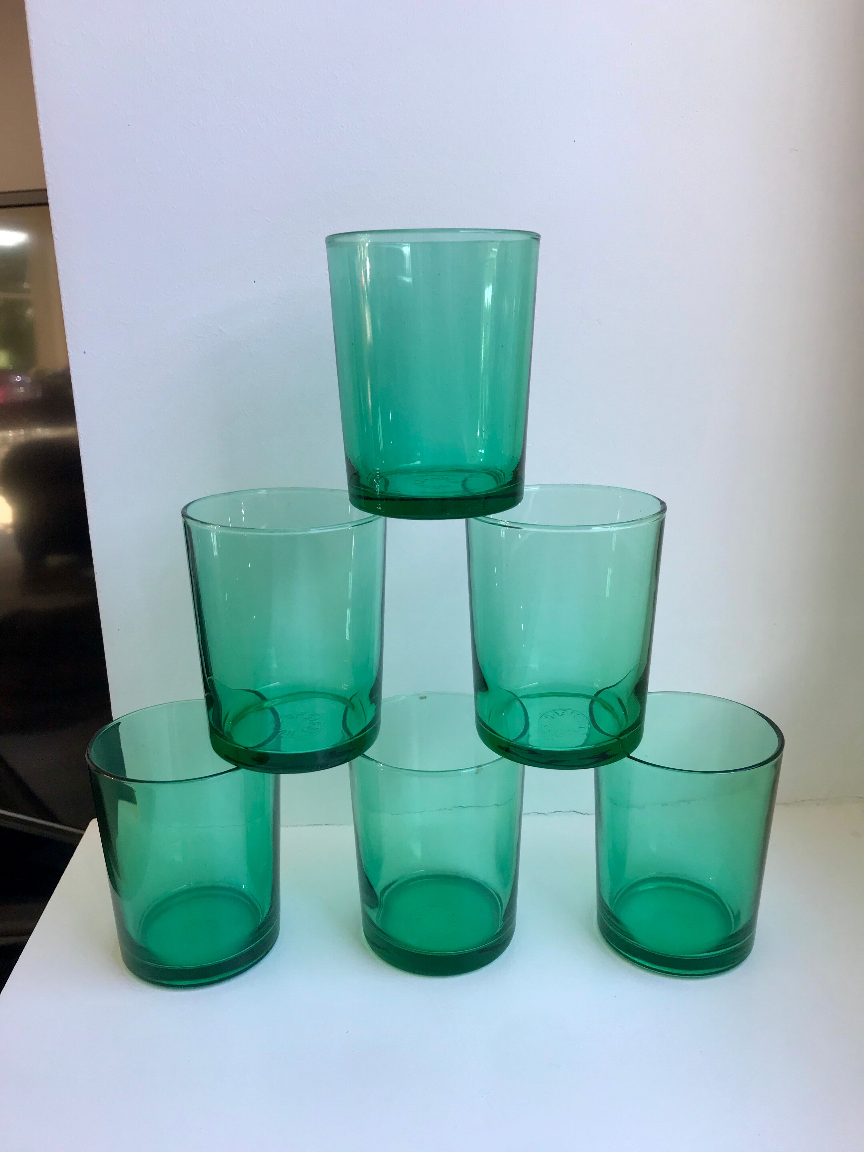 Lot de 6 verres à eau en verre vert anneées 70