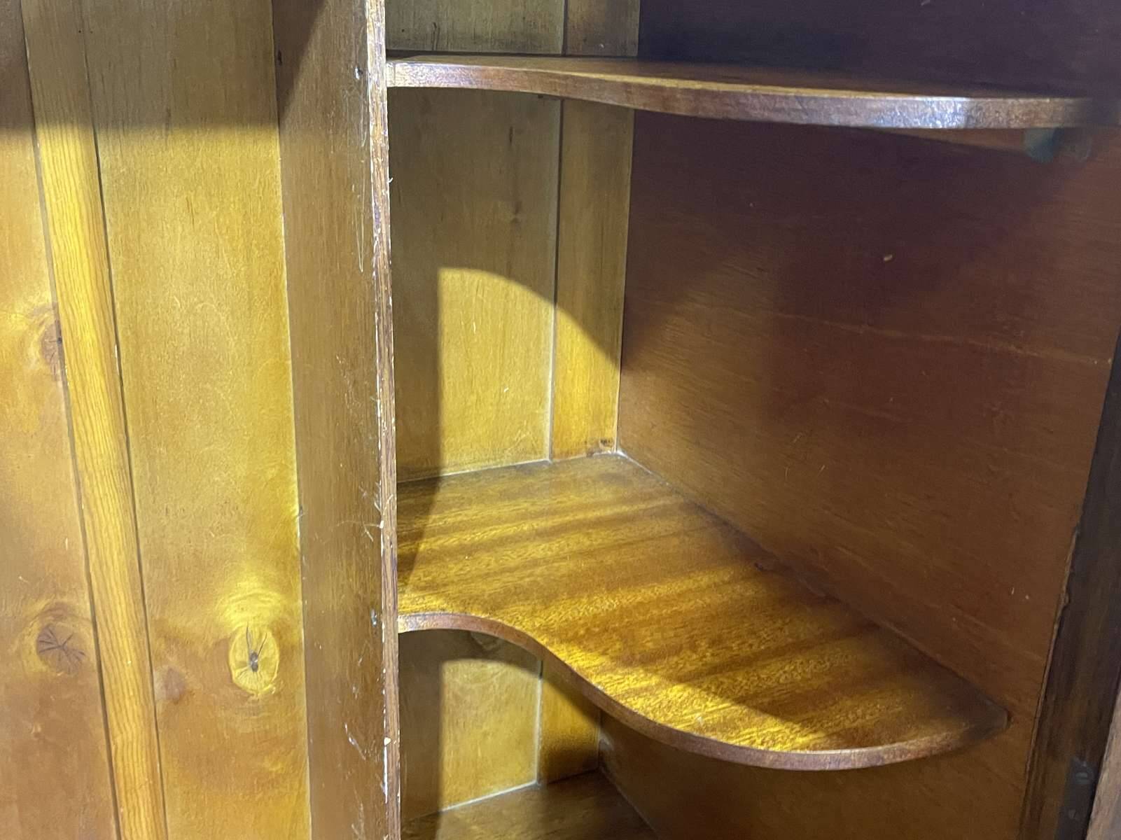 Small English Art Deco student wardrobe in walnut from the 1950s.