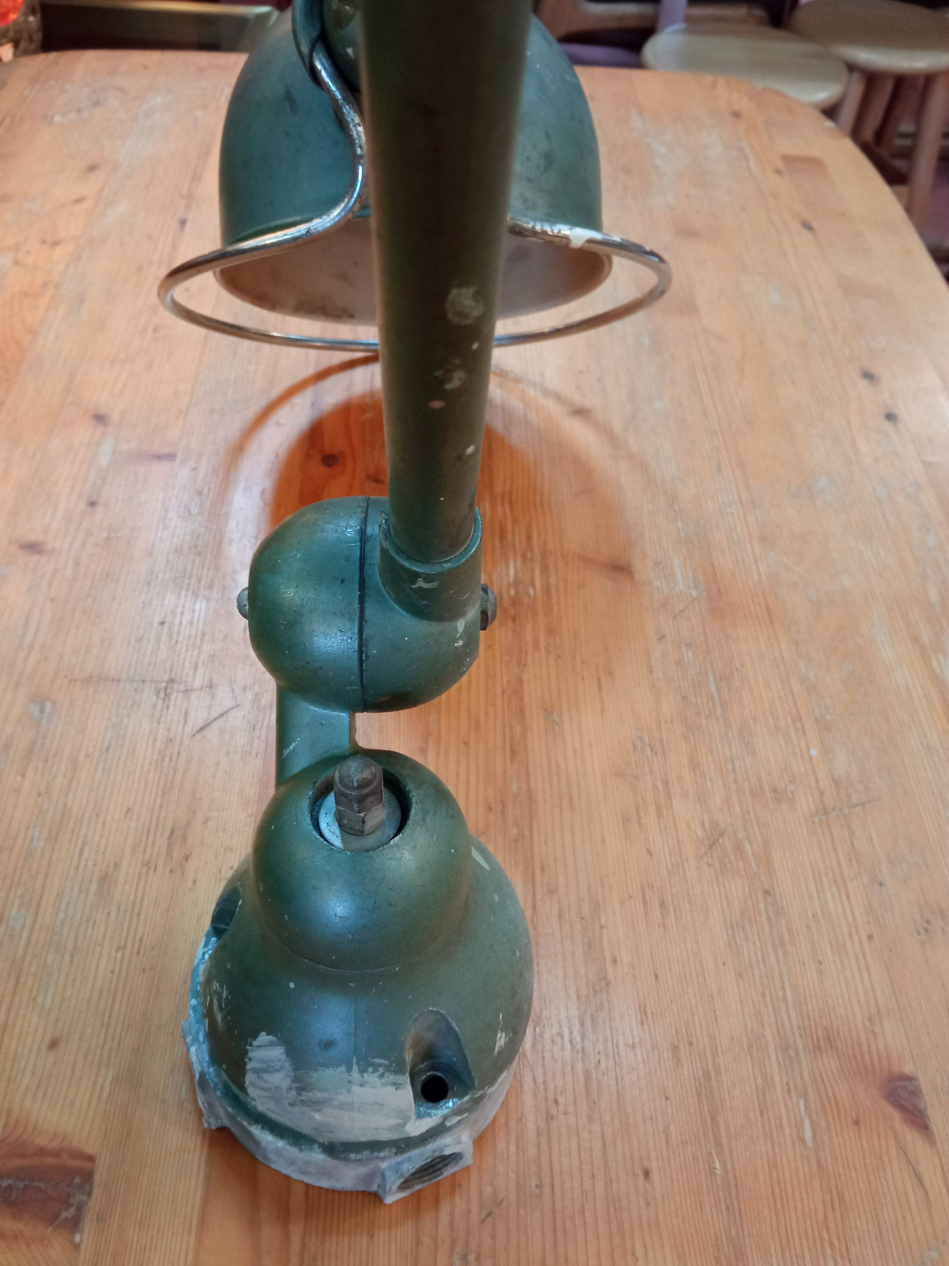 JLD articulated industrial lamp