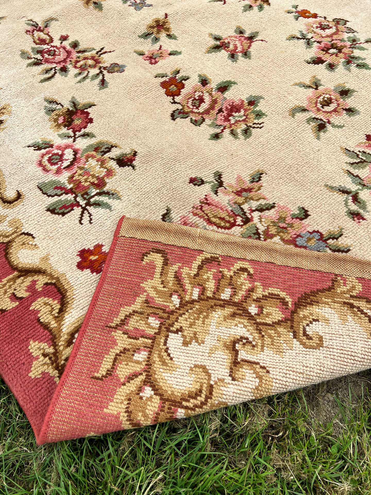 Floral carpet