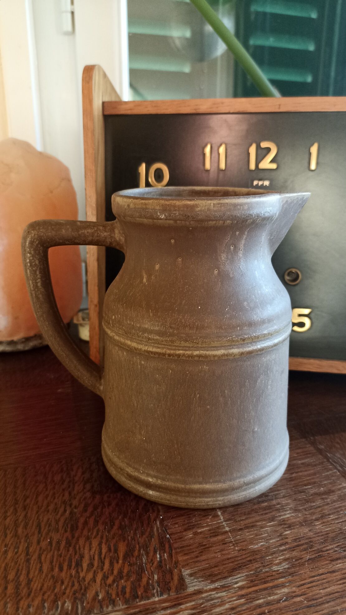 Pitcher in sandstone of the Argentelle