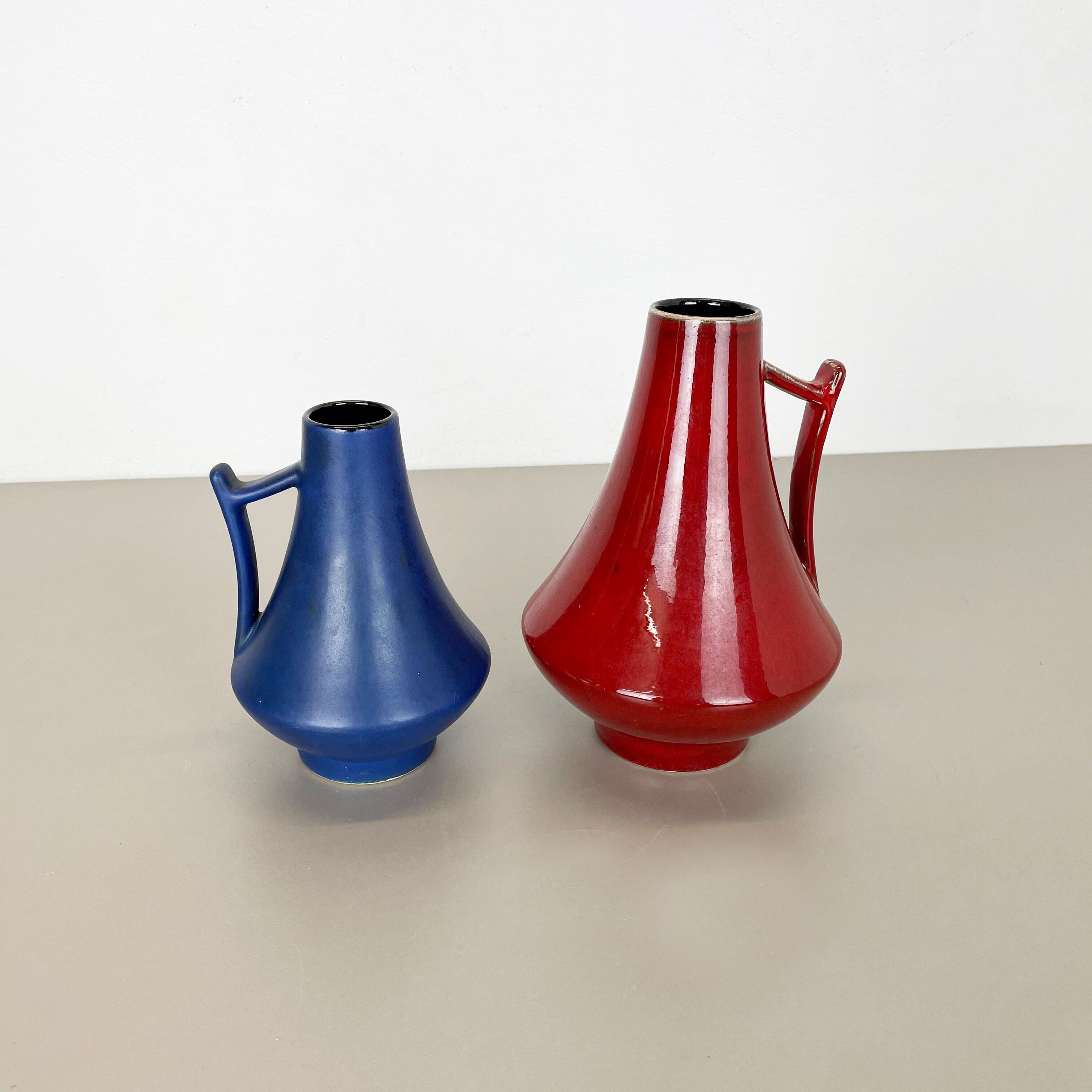 Set of two pottery fat lava vases "black-red" by Jopeko, Germany, 1970s modern