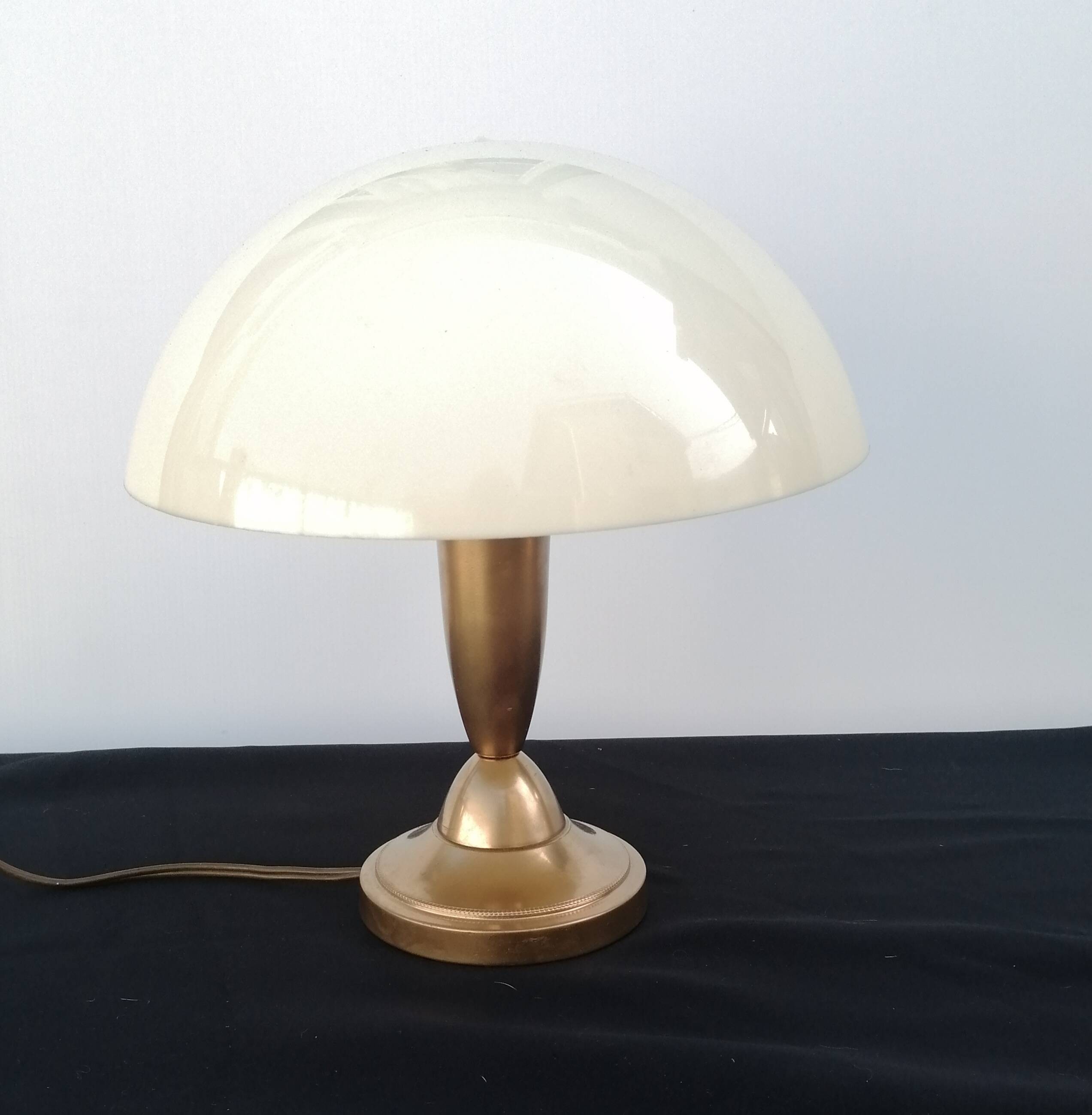 Golden mushroom lamp in metal and plastic vintage 1970