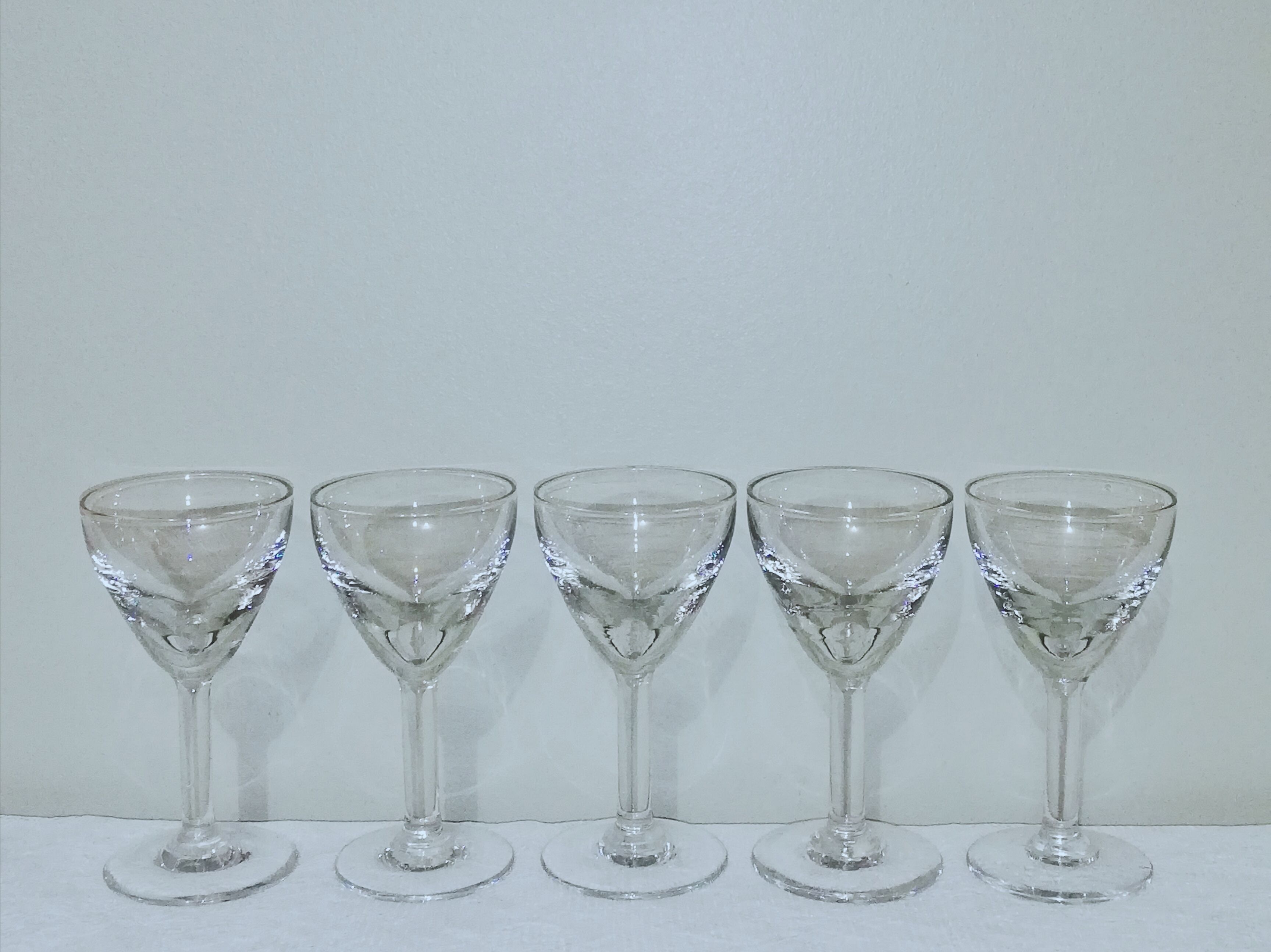 5 glasses of bistro for aperitif or digestive