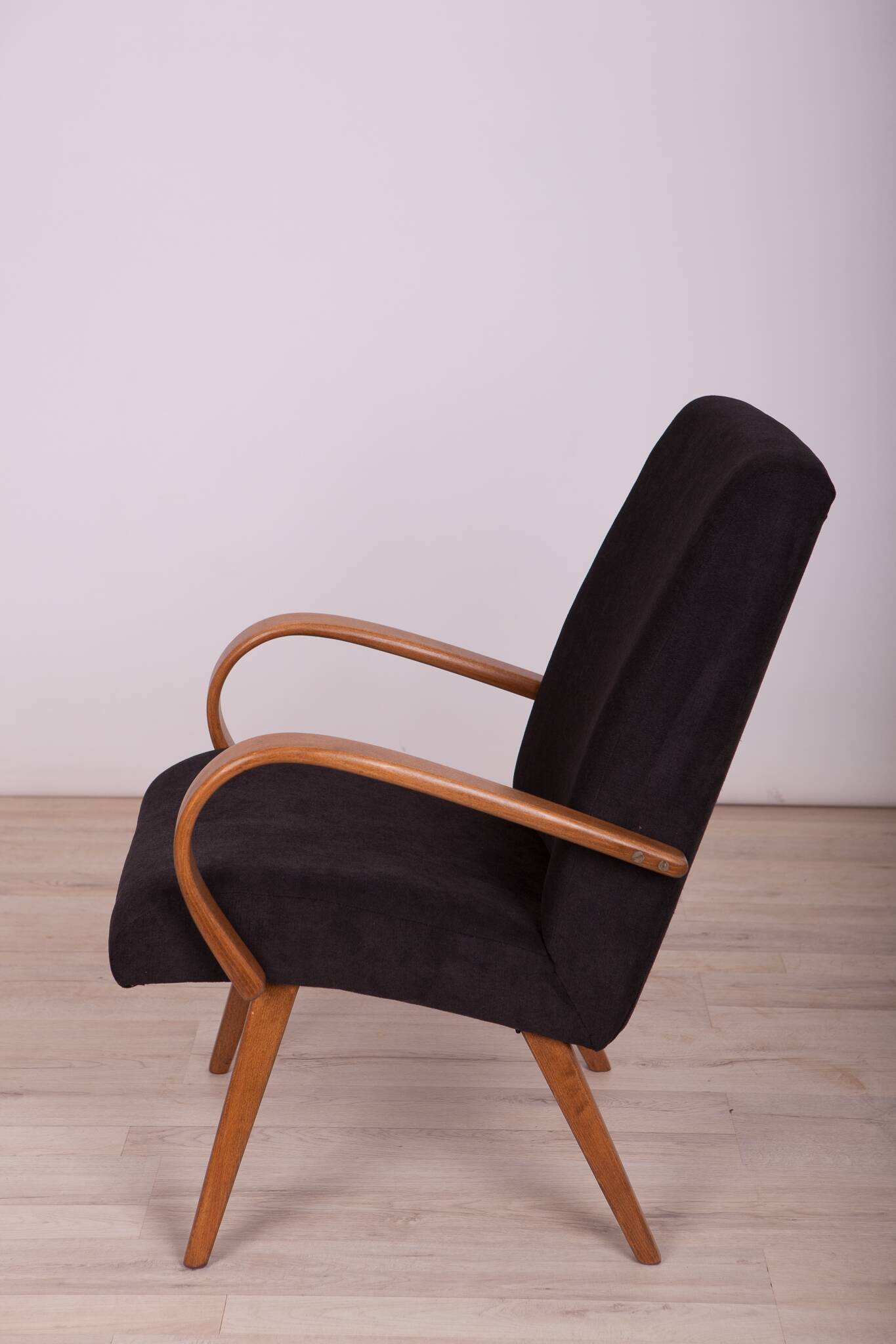 Model 53 Armchair by Jaroslav Smidek for TON, 1960s
