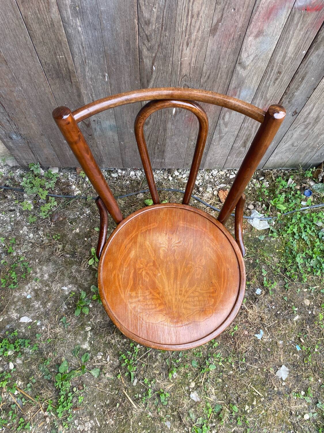 Chaise ancienne bistrot Khon n°18 bois + assise thermoformée vintage