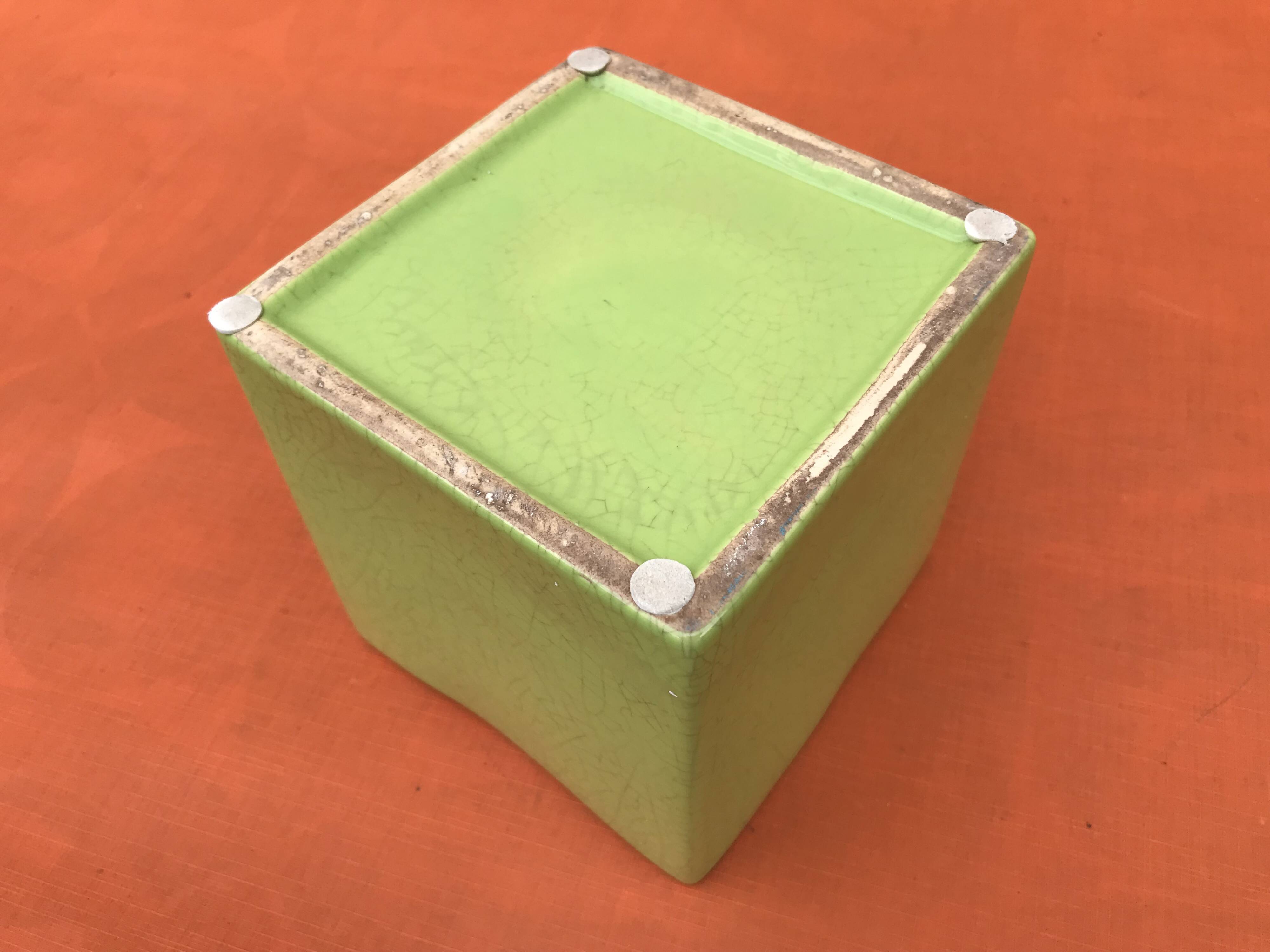 Neon-Green Crackled Effect Ceramic Planter / Decorative Pot