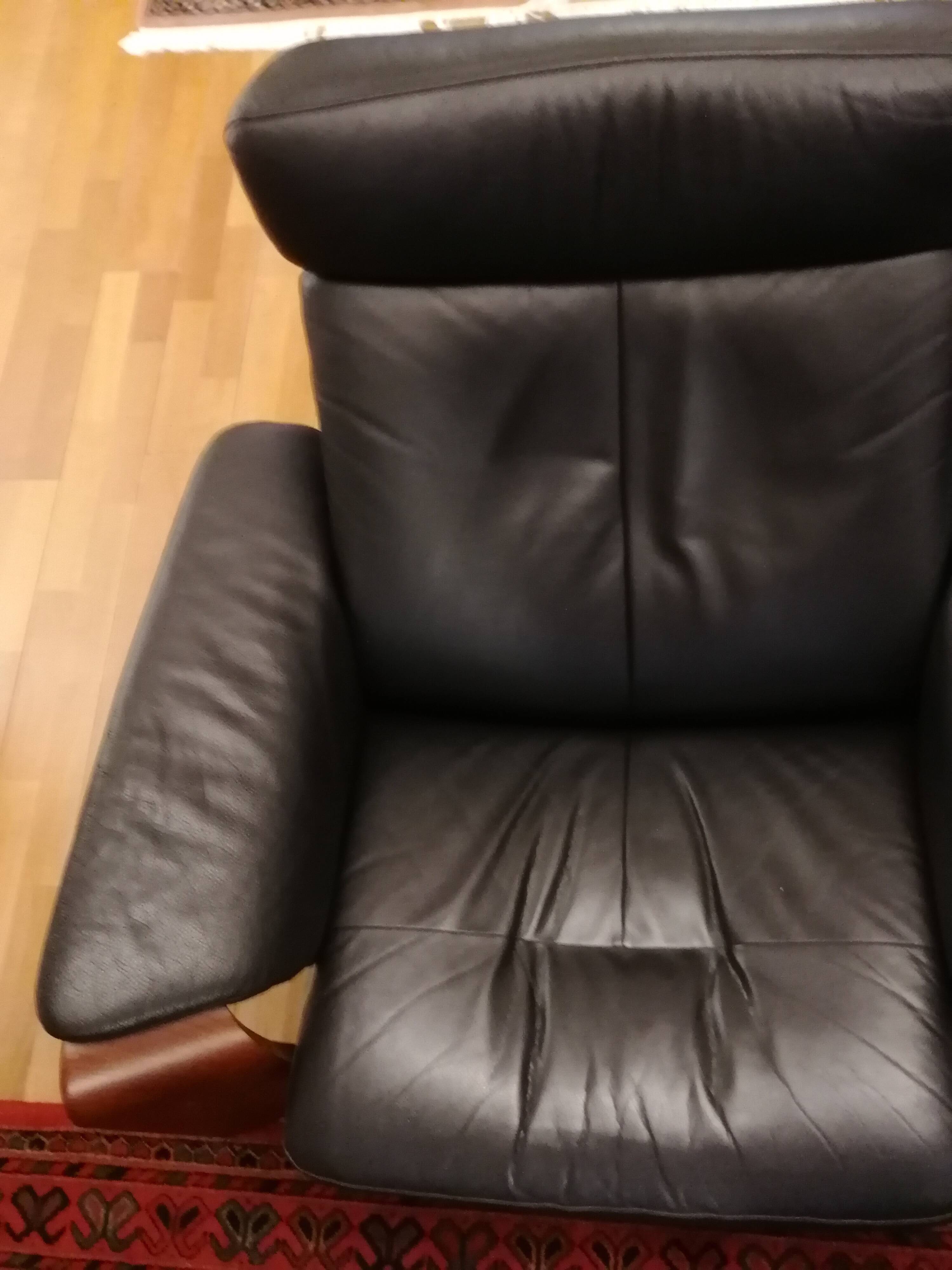Canapé 2 places stressless modèle pegasus en cuir noir