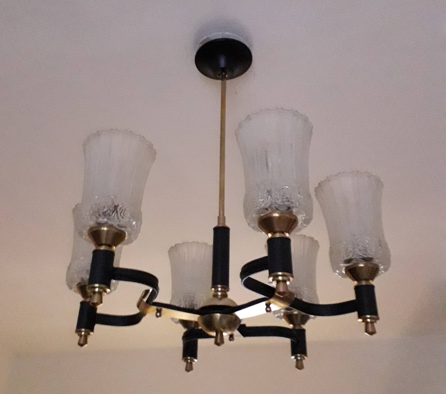 Chandelier with 6 lights from the 1950s/60s.