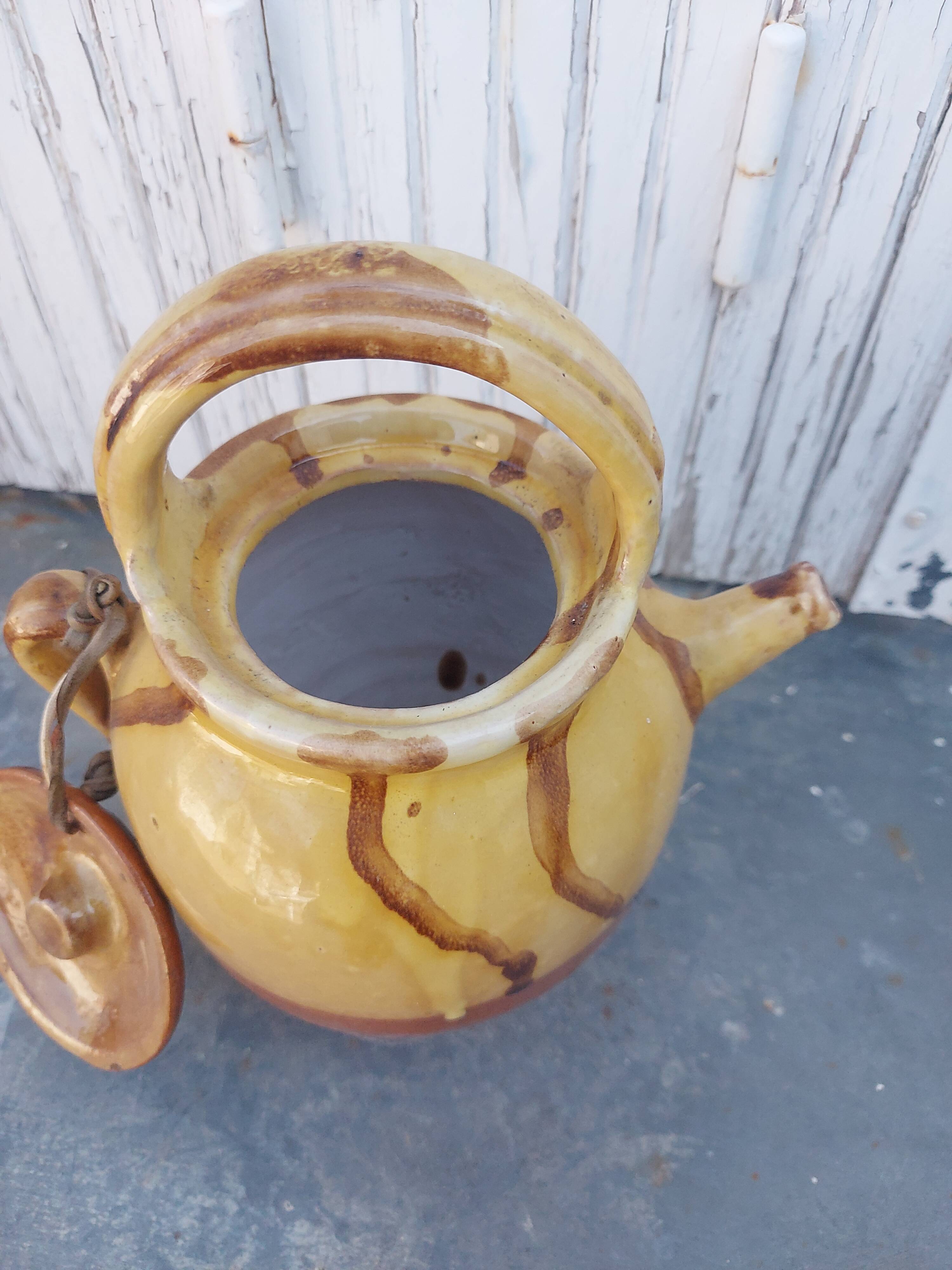 Ceramic jug, gargoulette, provence
