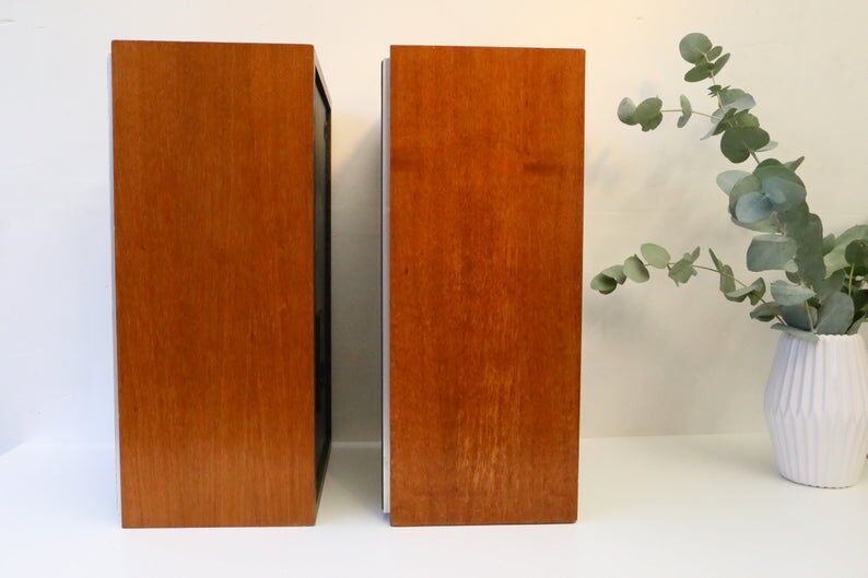 Vintage speakers by Pearl brand from the 1970s