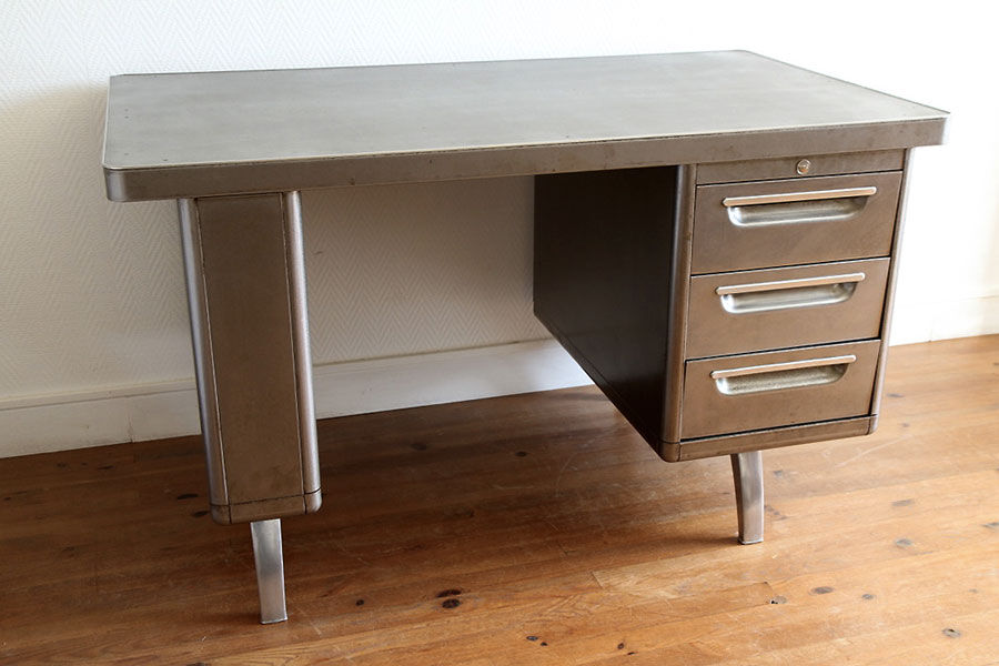 Industrial metal trade office pickled YAC