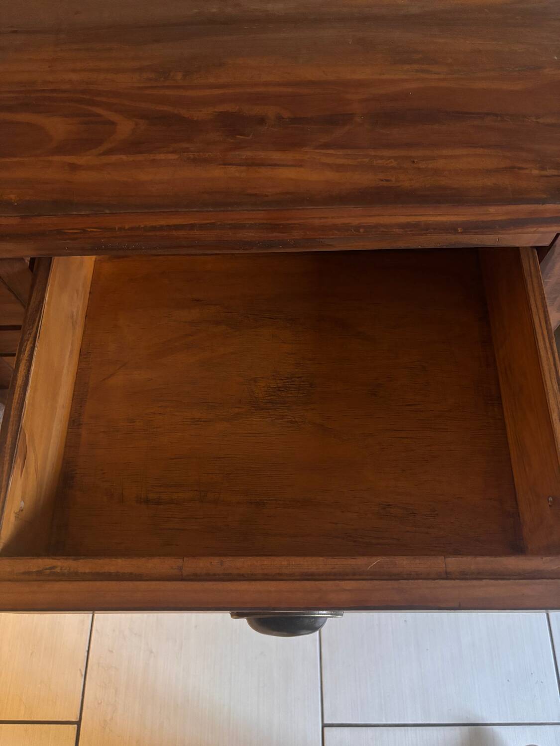 Solid wood sideboard - authentic style