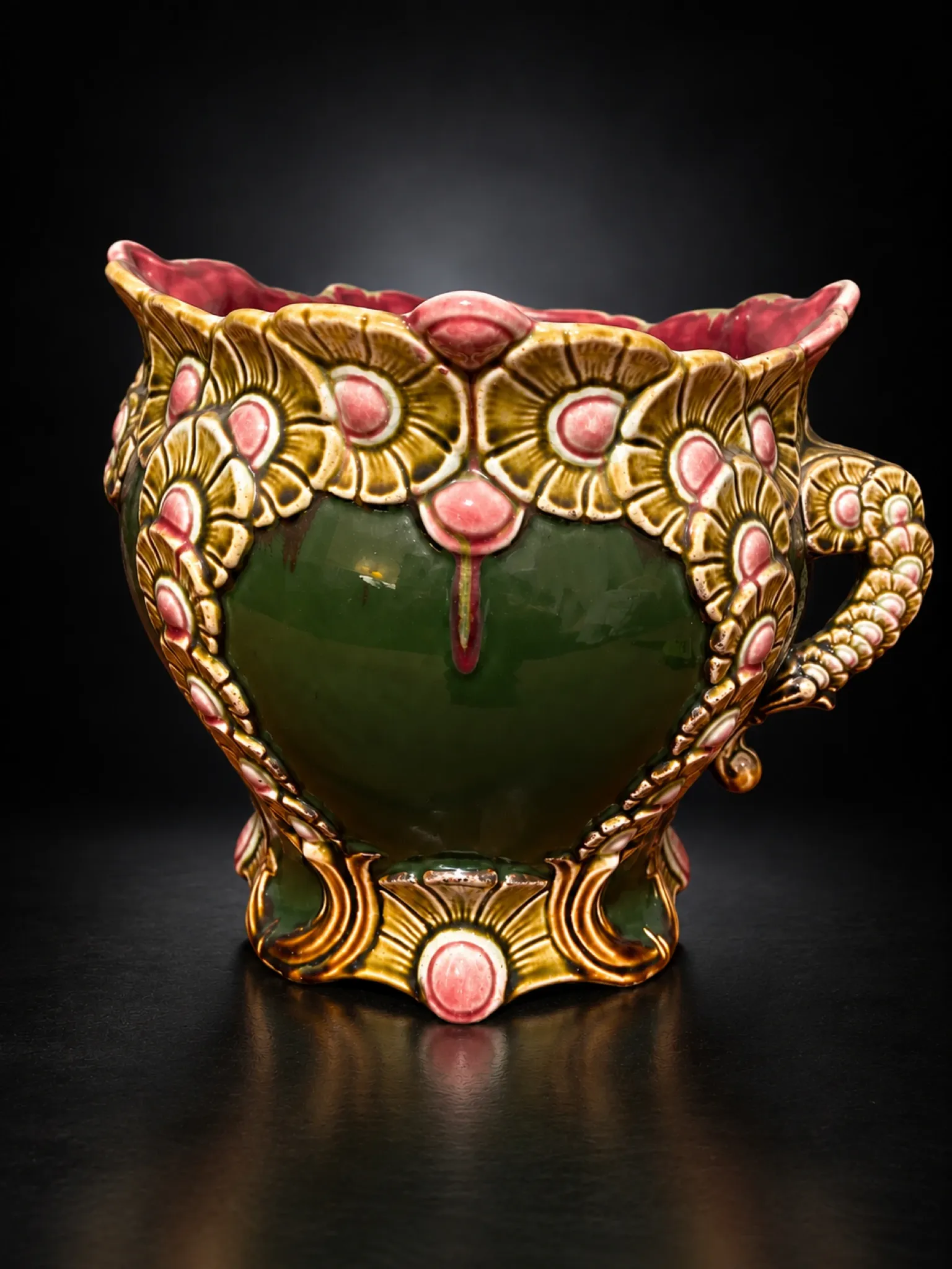 Art Nouveau cache-pot, Onnaing, model 738