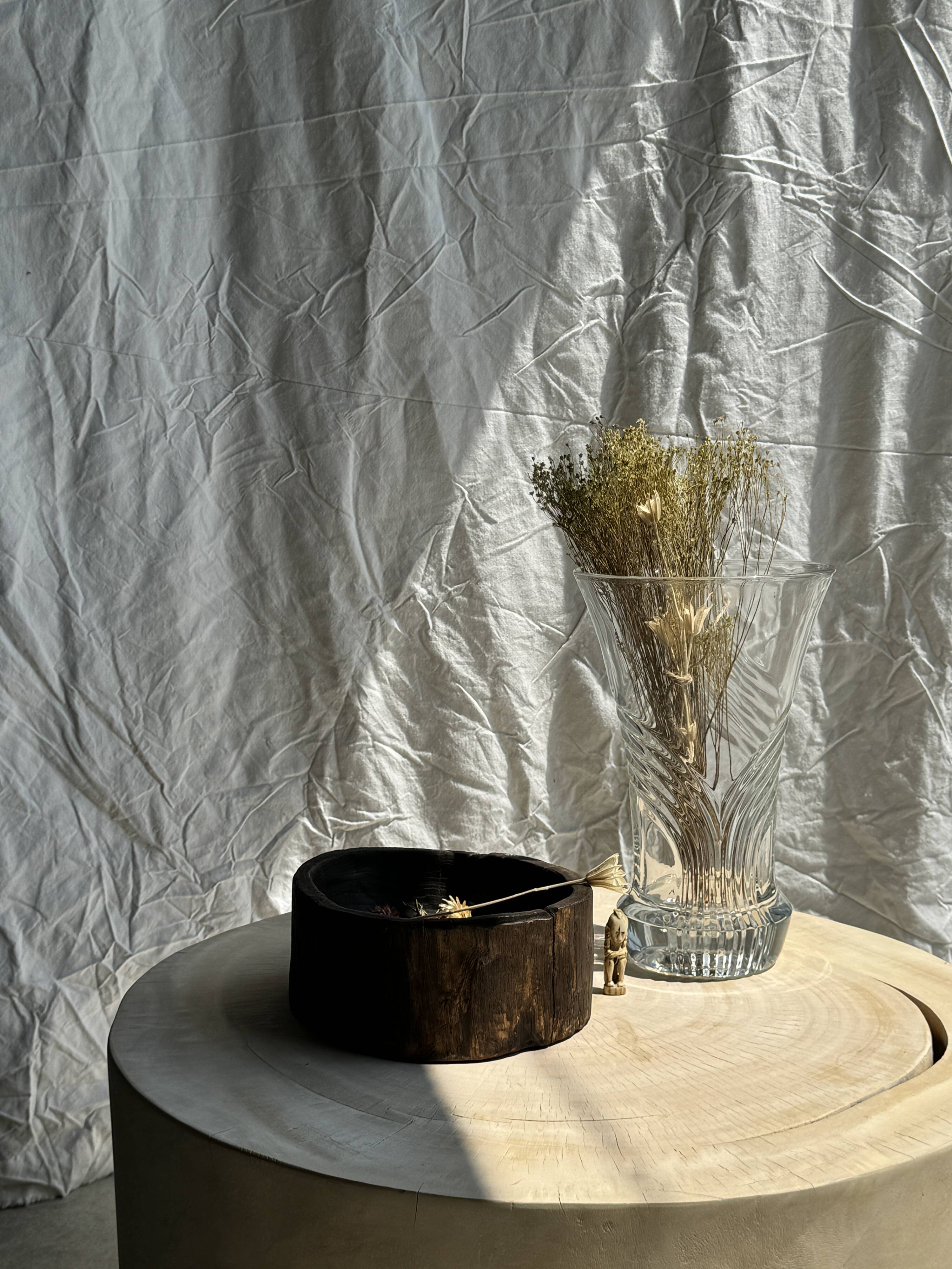 Large geometric glass vase H30