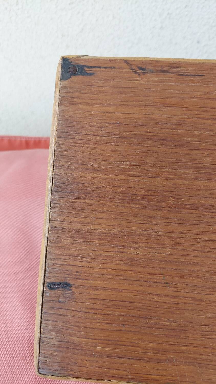 Étagère murale vintage en rotin