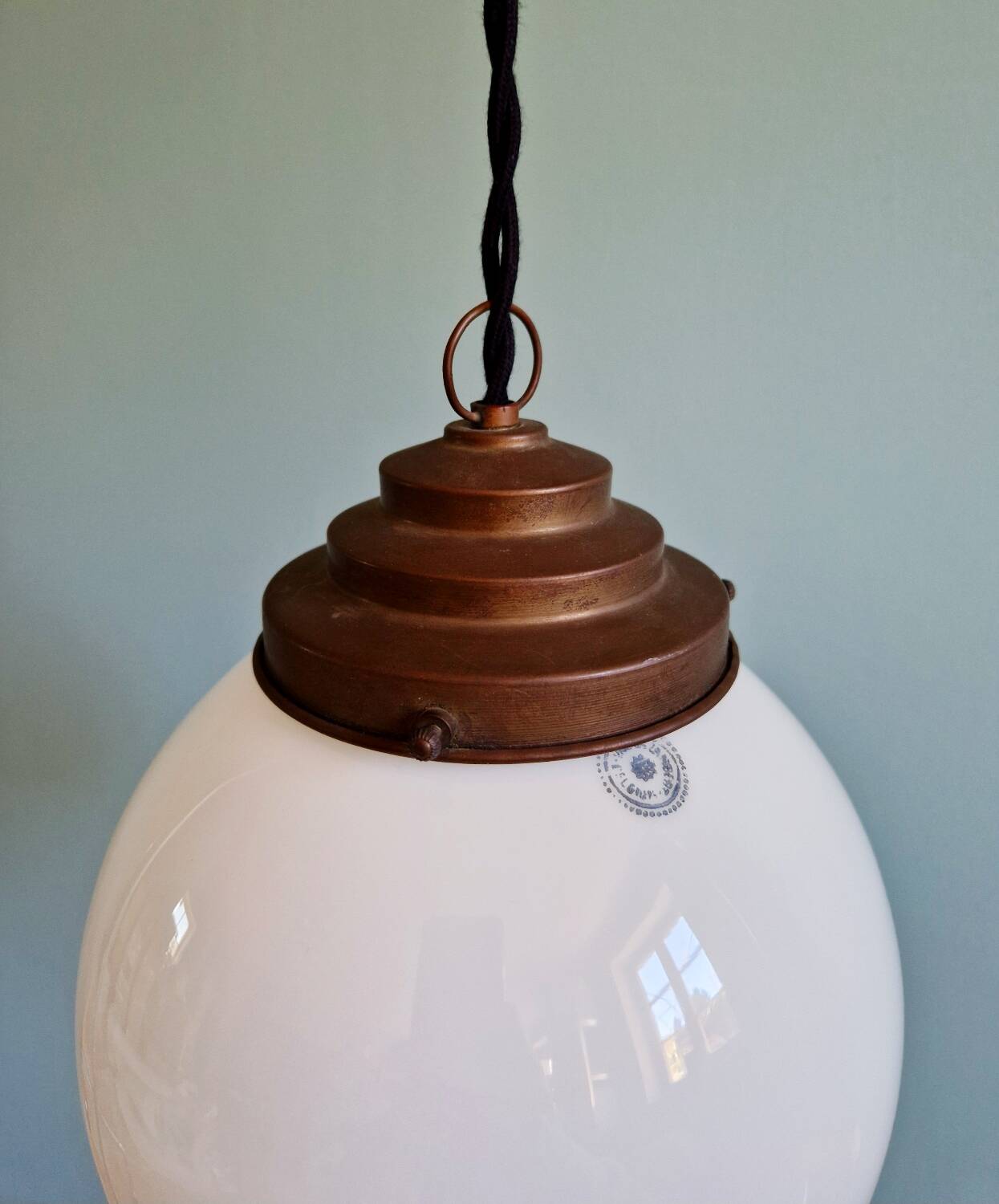 Art Deco suspension in white opaline, Val Saint-Lambert, 1920-30