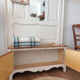 Hemp and Wood Entrance Locker