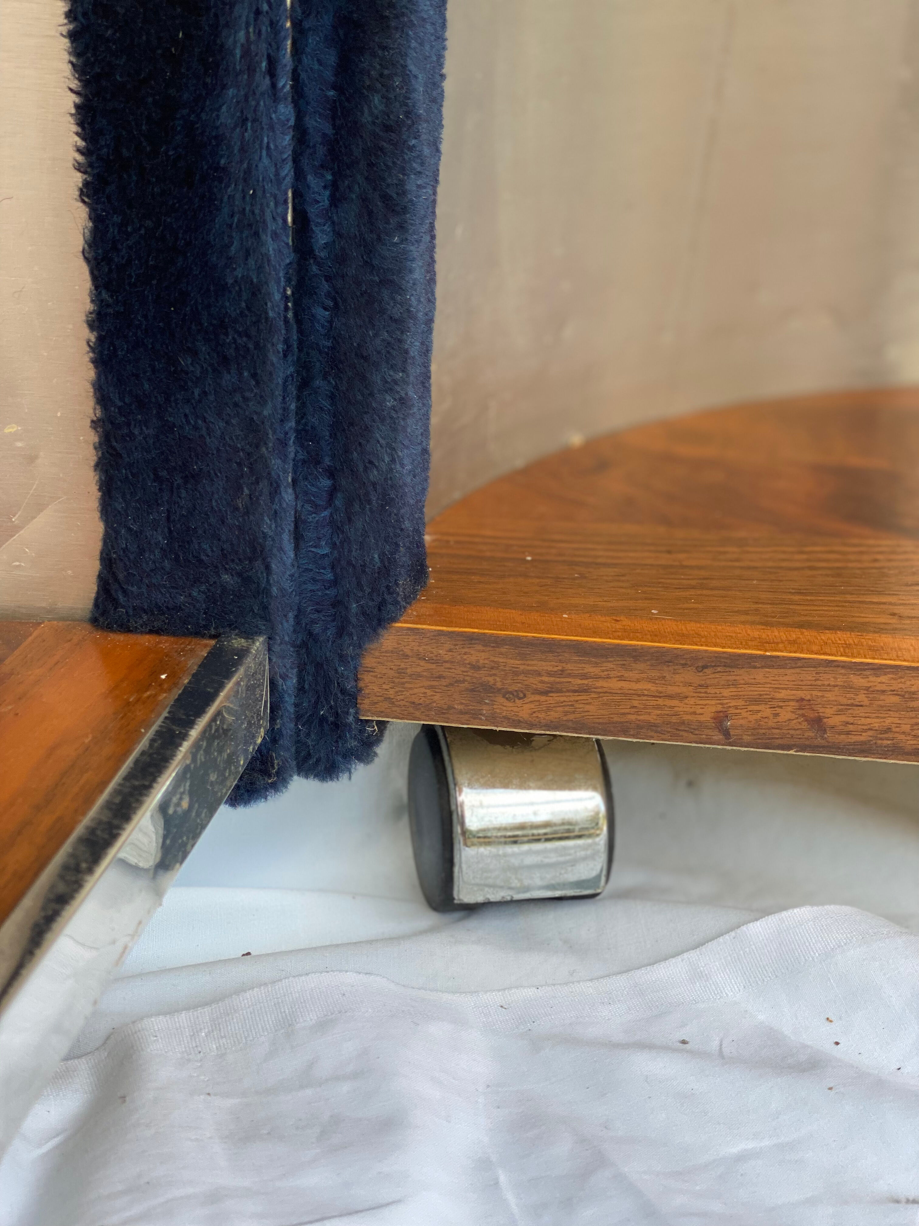 Dressing table covered with faux fur moumoutte, distributed by Roche Bobois 1970s