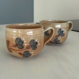 Set of 2 large vintage stoneware mugs from Atelier du Marais – Flower mugs