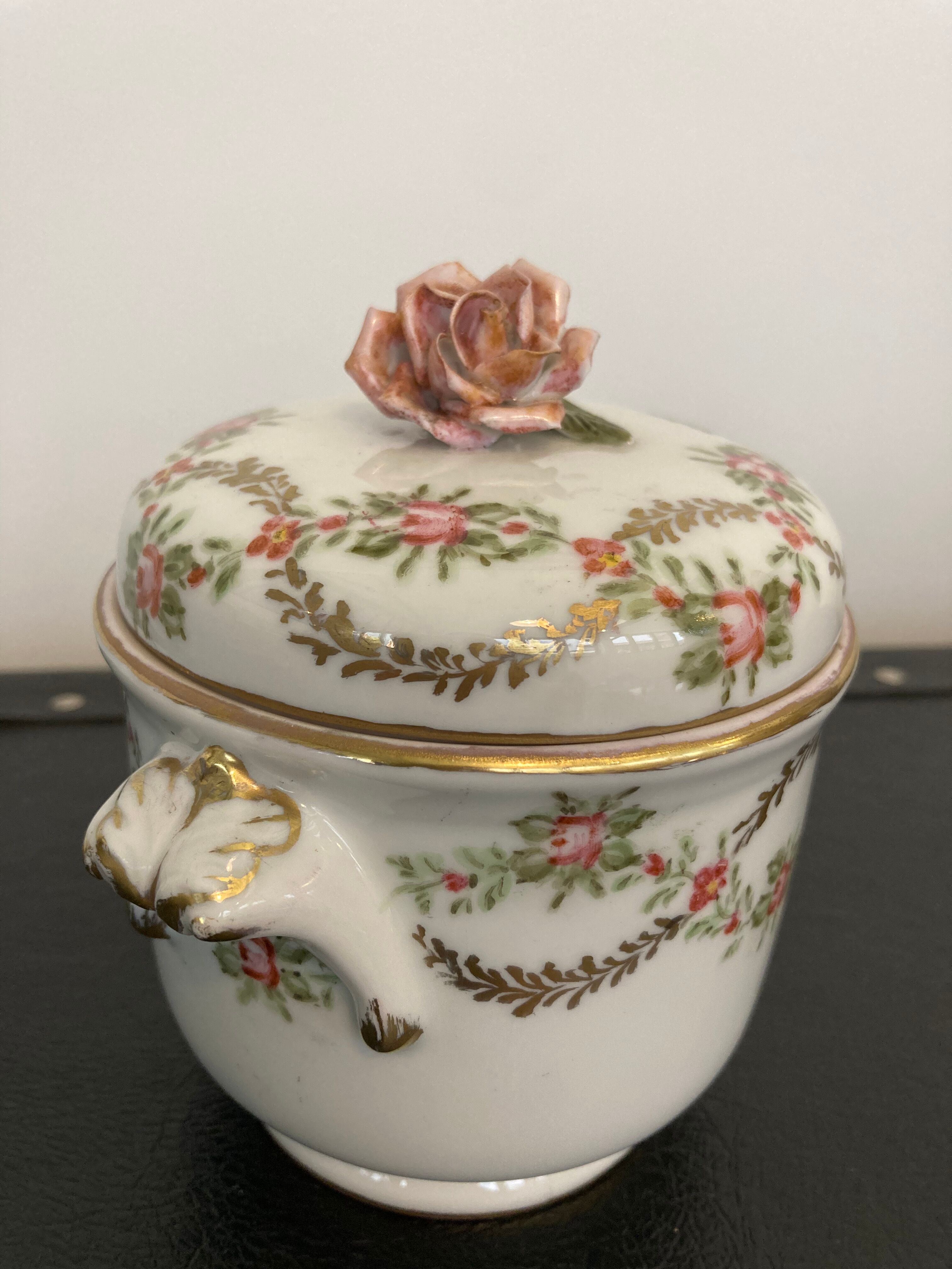 Louis XVI style Chamart Limoges porcelain sugar bowl