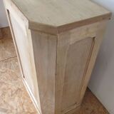 Wooden counter