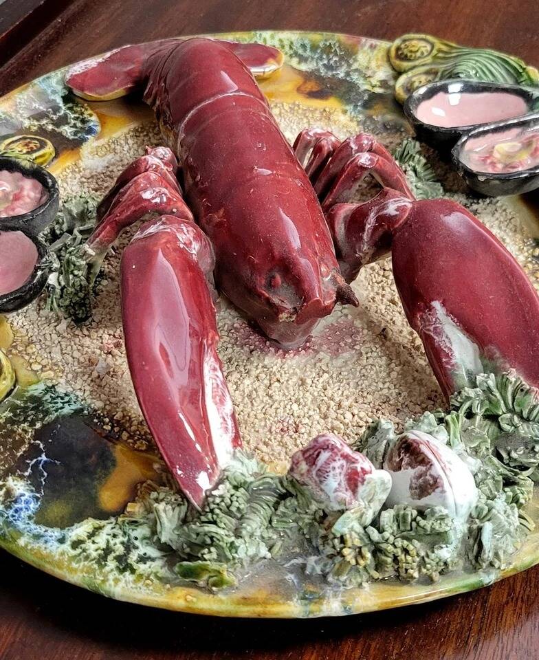 Large trompe l'oeil pottery seafood plate