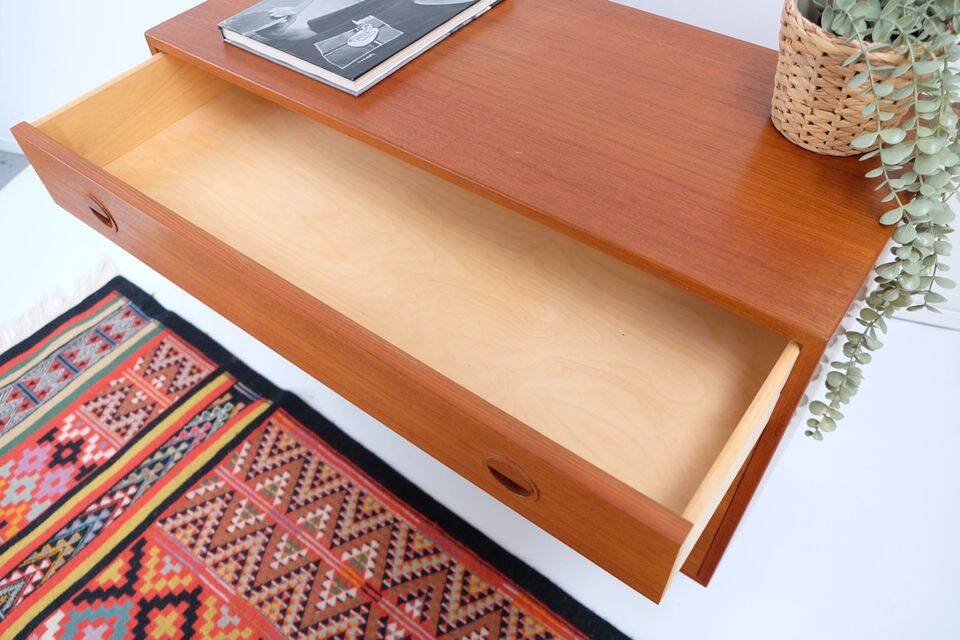 Commode vintage rétro années 60-70 HG Møbler en teck, style années 60-70.