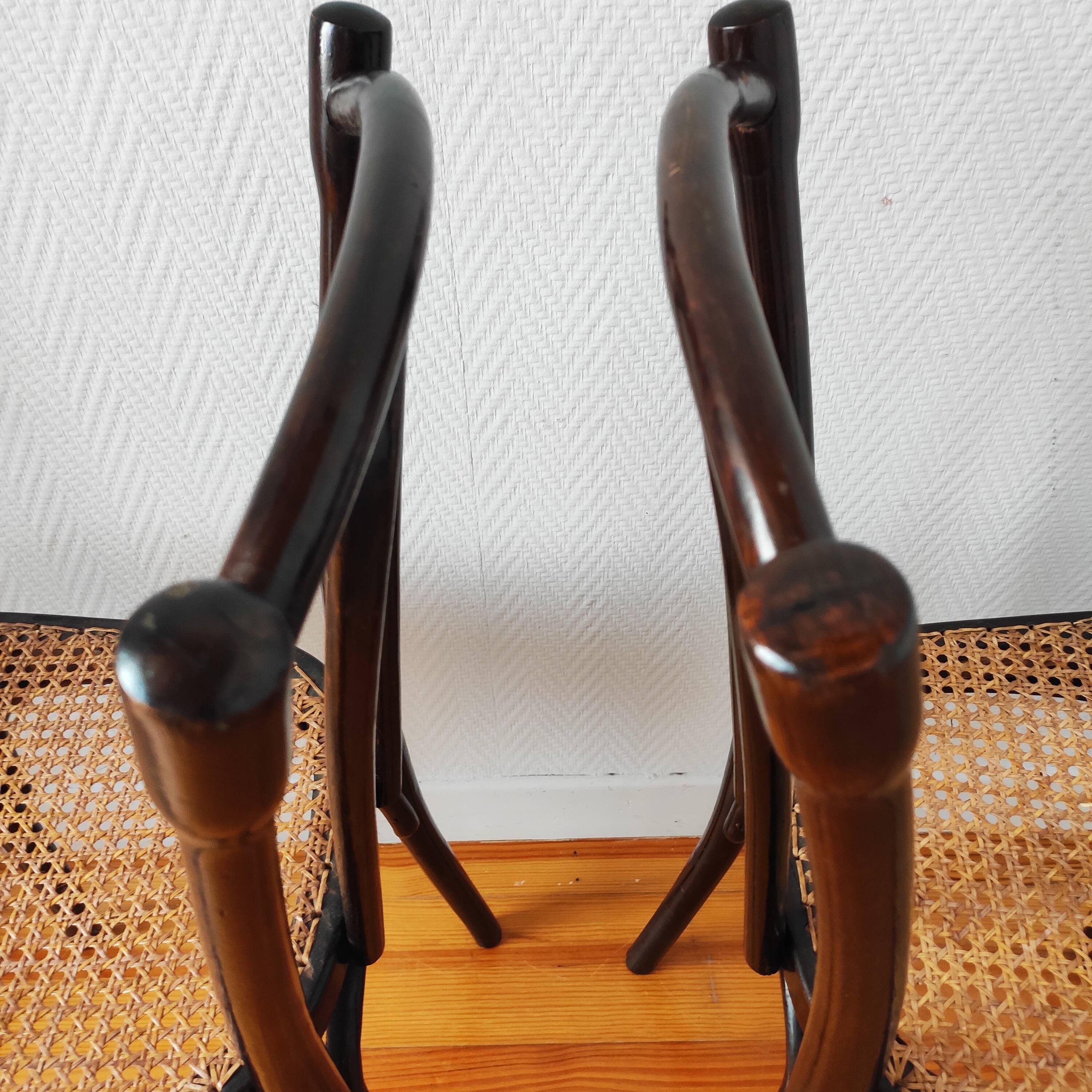 Paire de chaises bistrot Thonet N°56