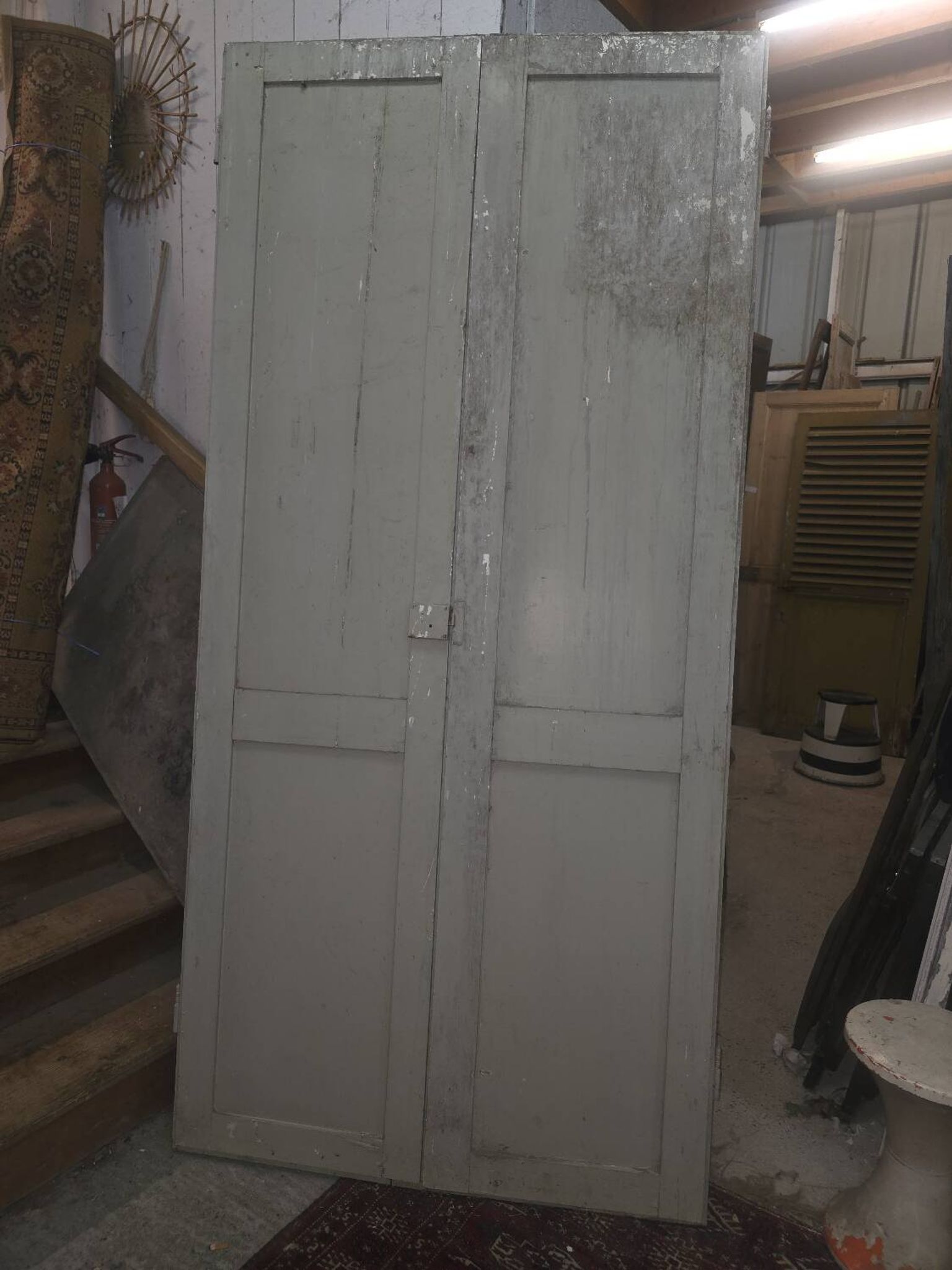 Anciennes portes double en sapin