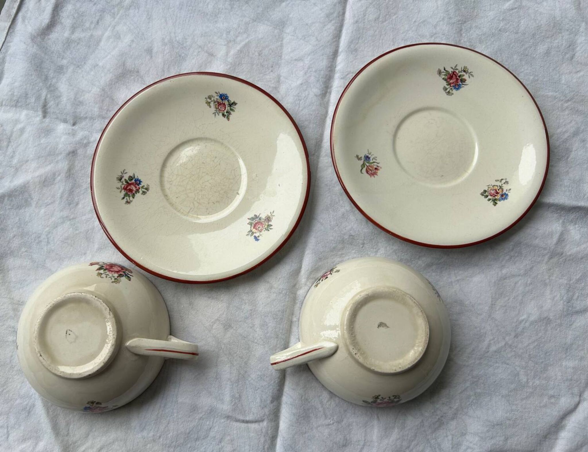 Duo Teapot & Sugar Bowl Salins France - Vintage Floral Decor - + 2 cups