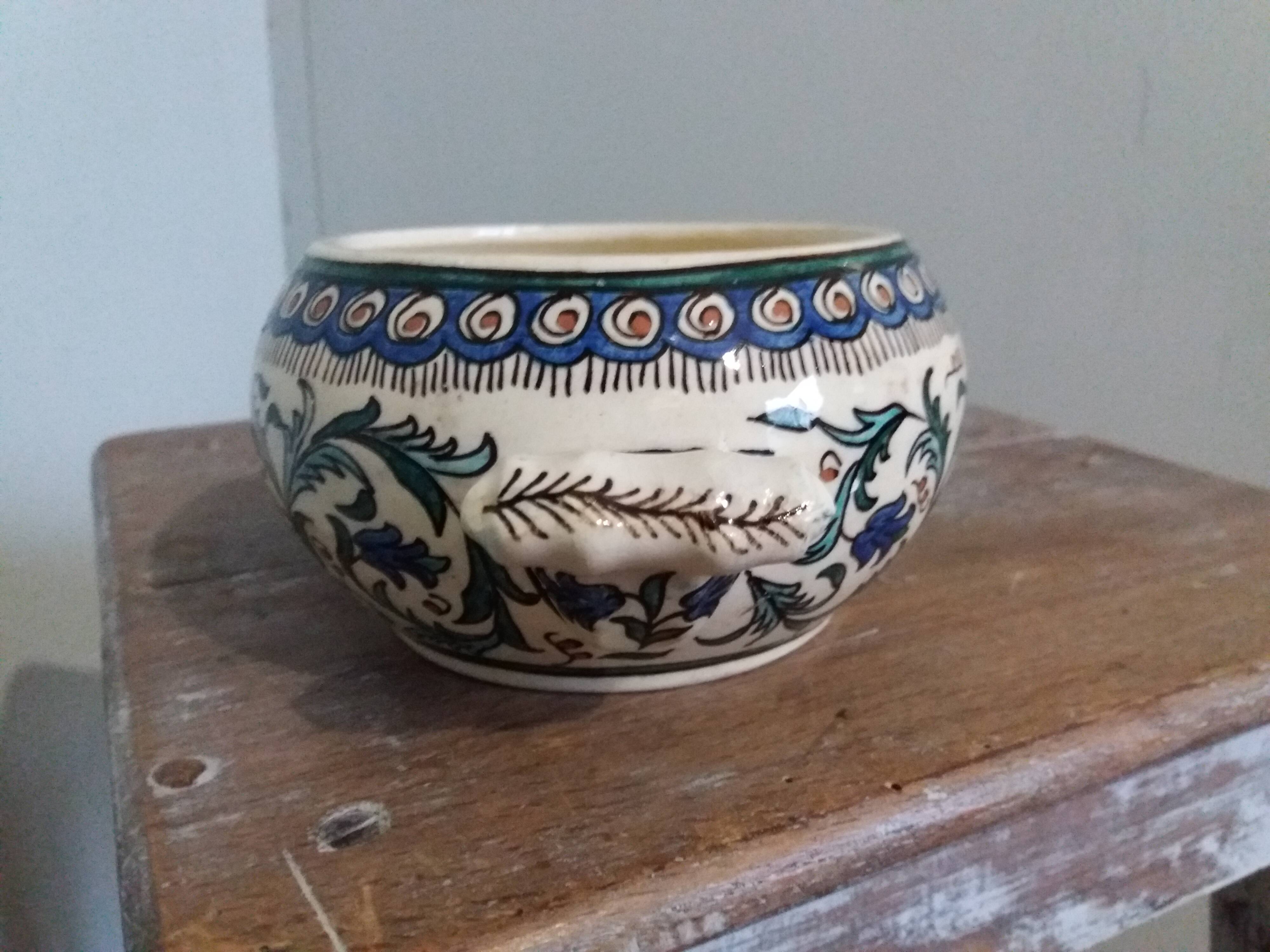 Hand painted Desvres style pot