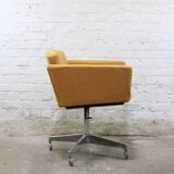 Office chair model "Conseil" by Pierre Guariche for Meurop