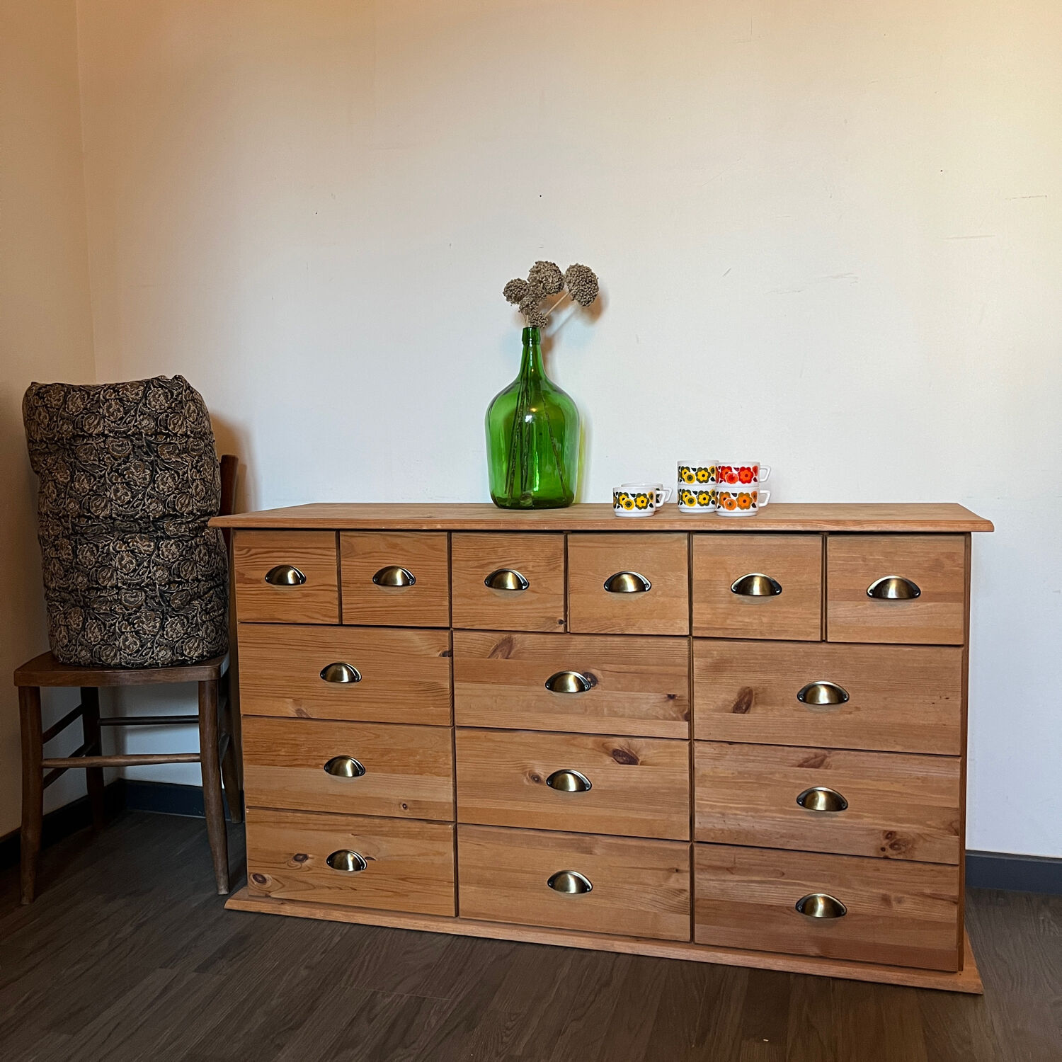 Apothecary drawer cabinet
