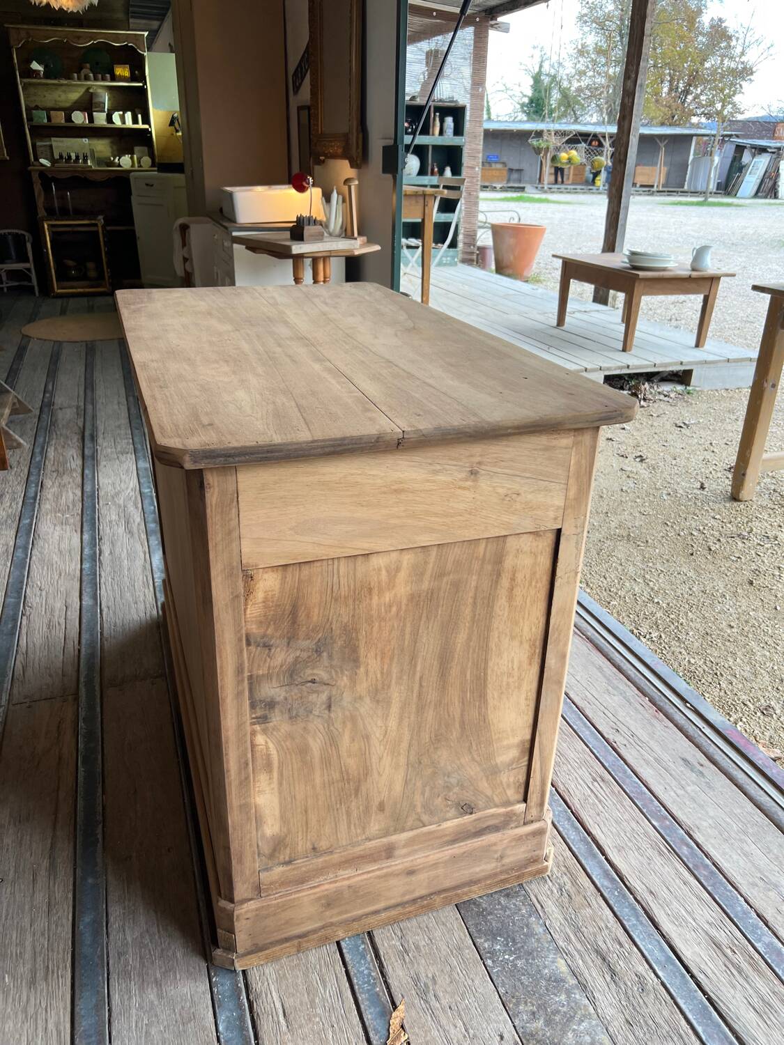 Small countertop made of raw wood