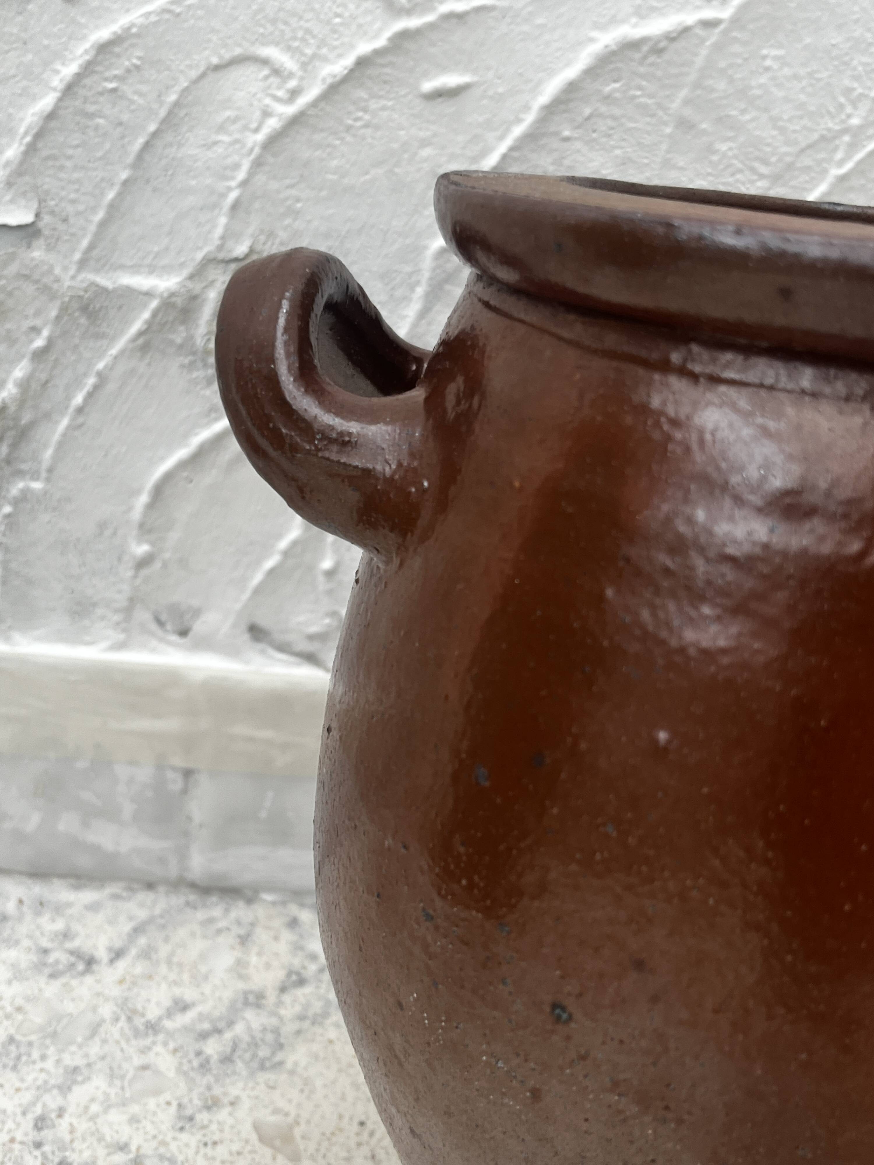 Terracotta basin