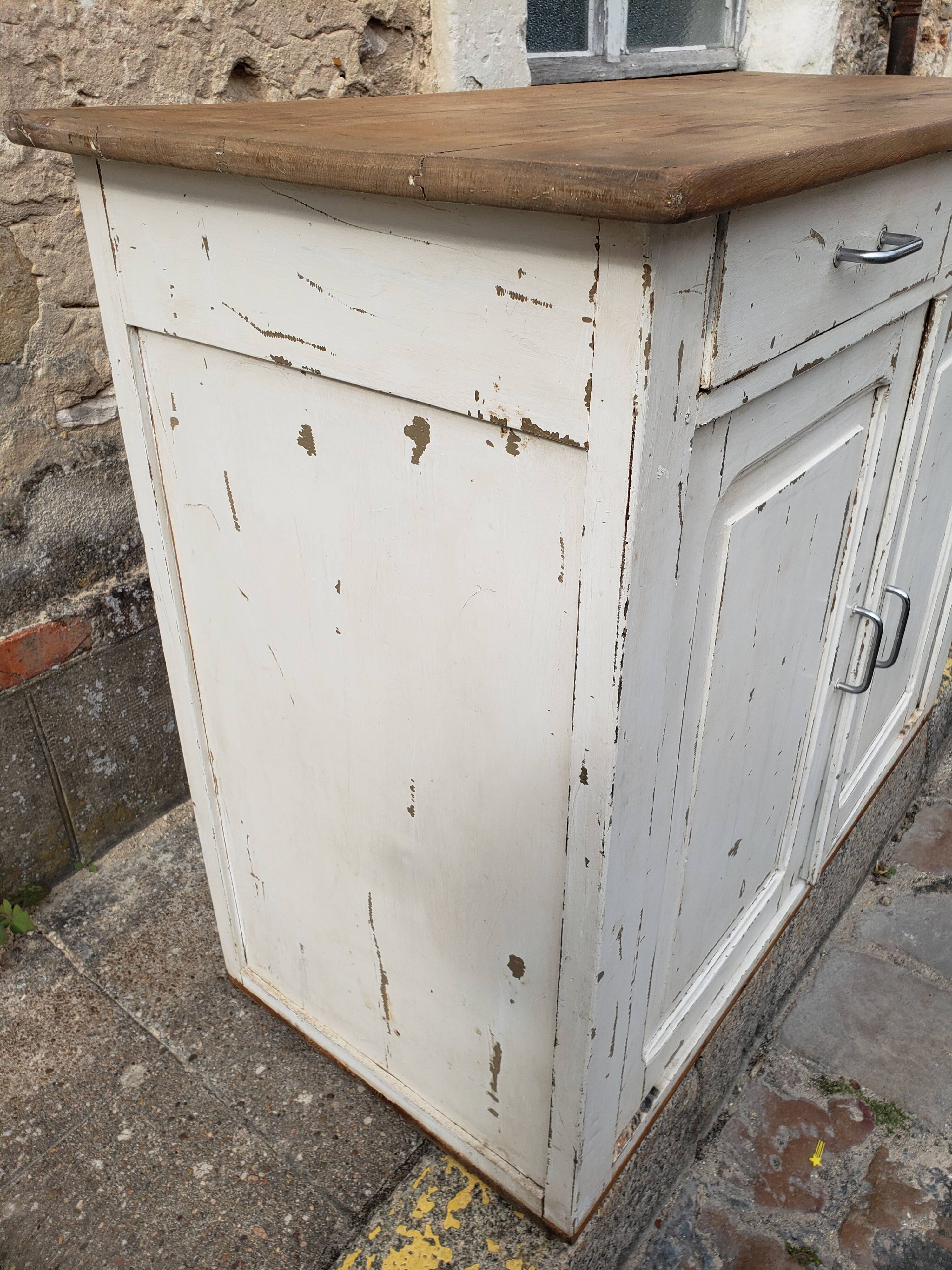 Parisian buffet off-white patina