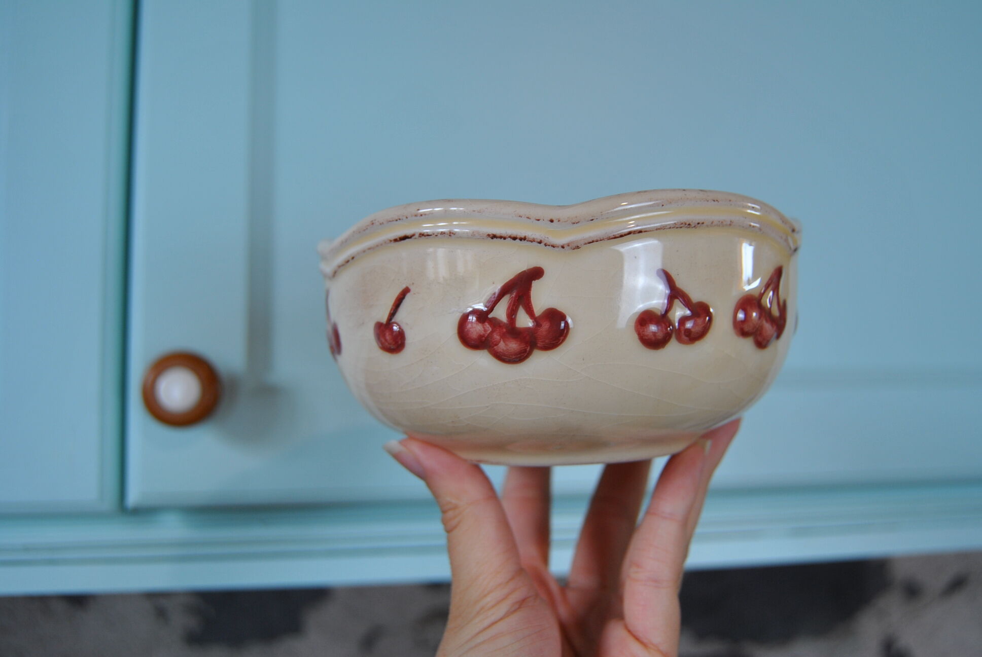 Ceramic bowl cherry décor