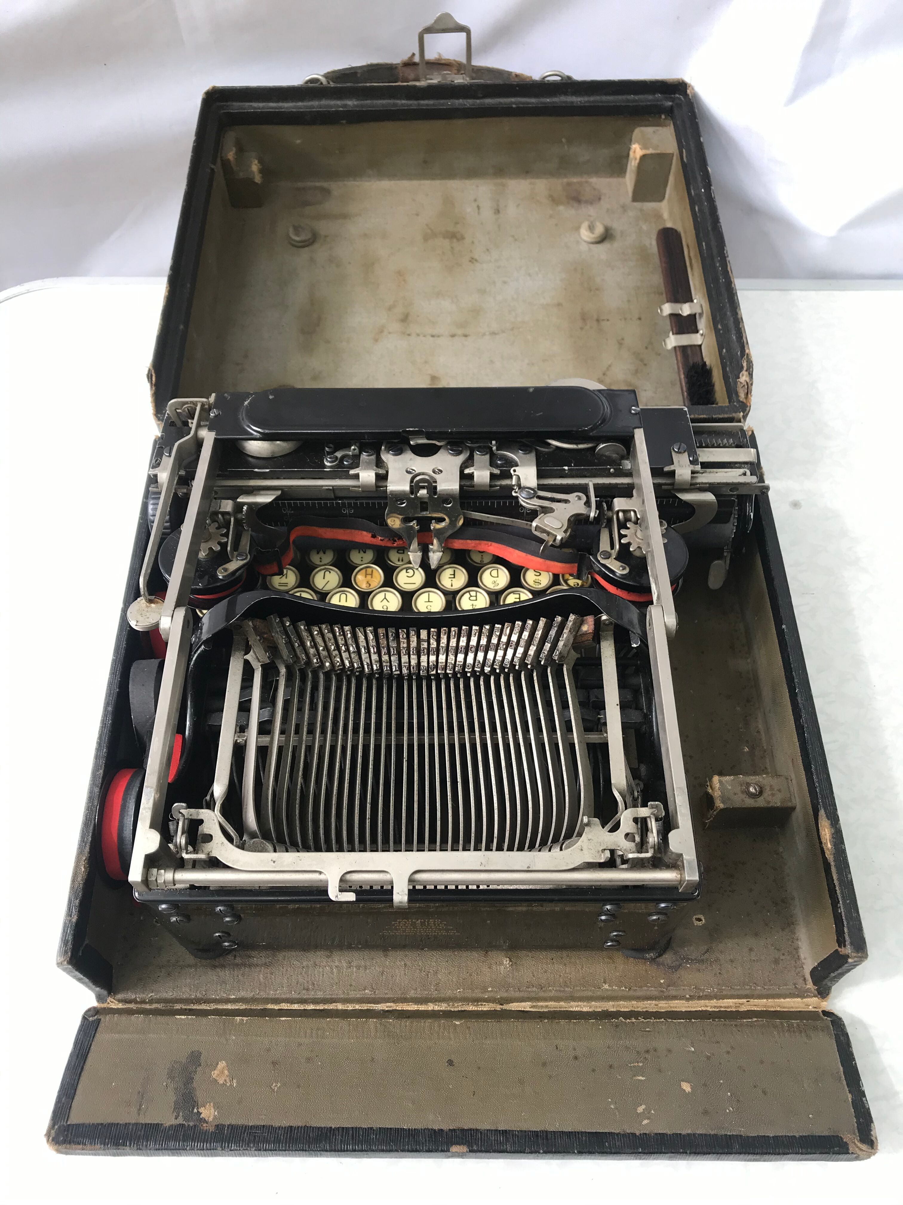 Corona typewriter