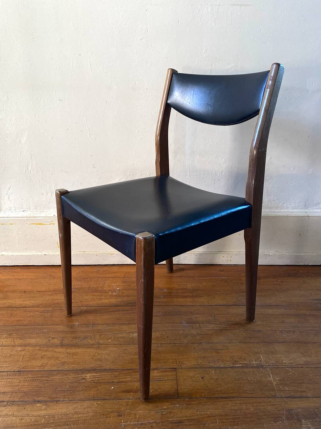 Set of six Scandinavian chairs in vintage teak 1960