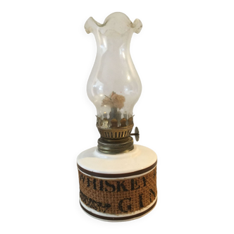 Miniature kerosene lamp for decoration or collection