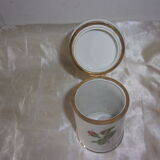 Paris porcelain pharmacy pot