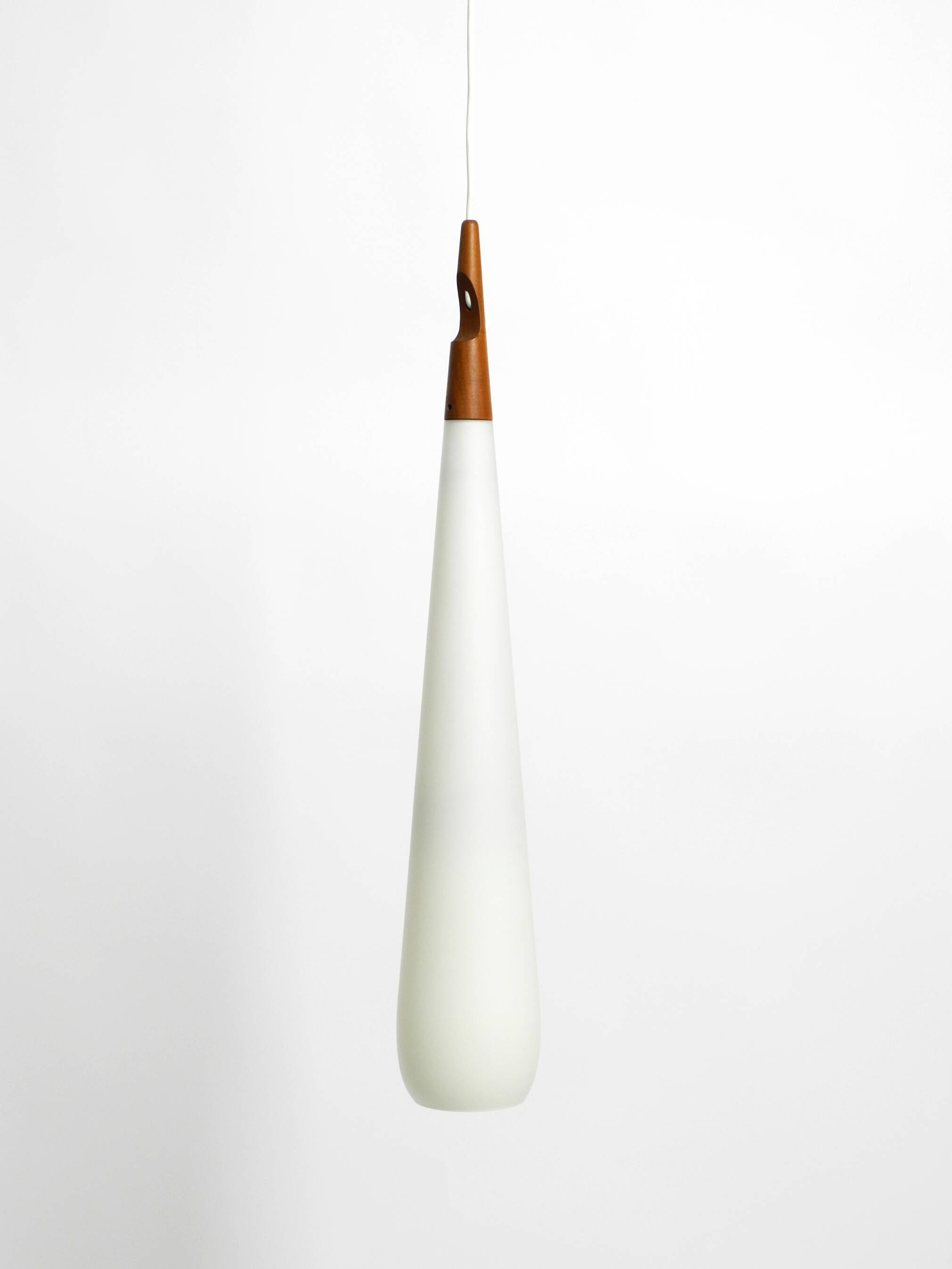 Rare Uno & Östen Kristiansson pendant lamp in opal glass and teak | Made by