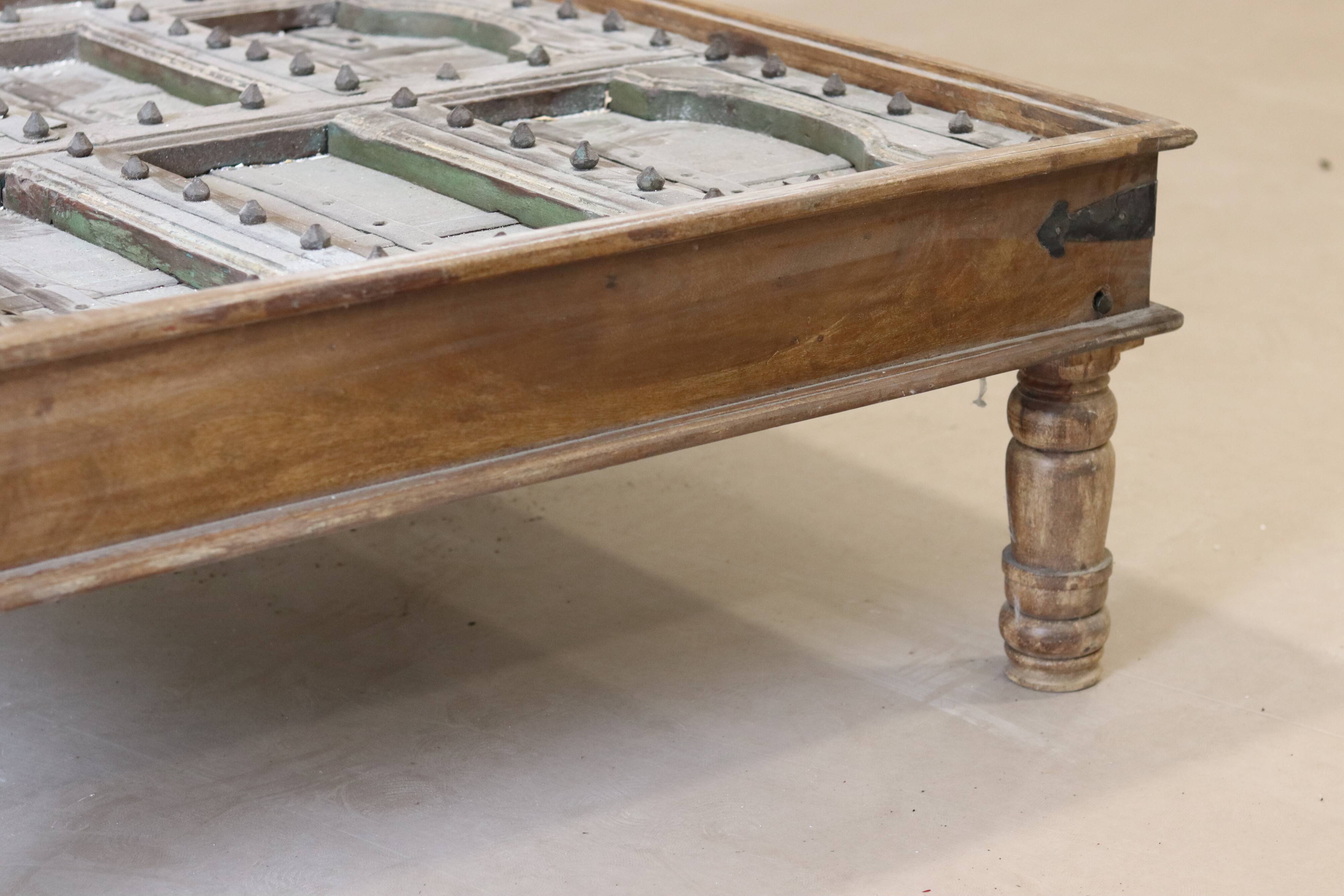 Coffee table old Indian tray