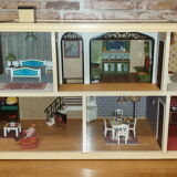 LUNDBY DOLLHOUSE