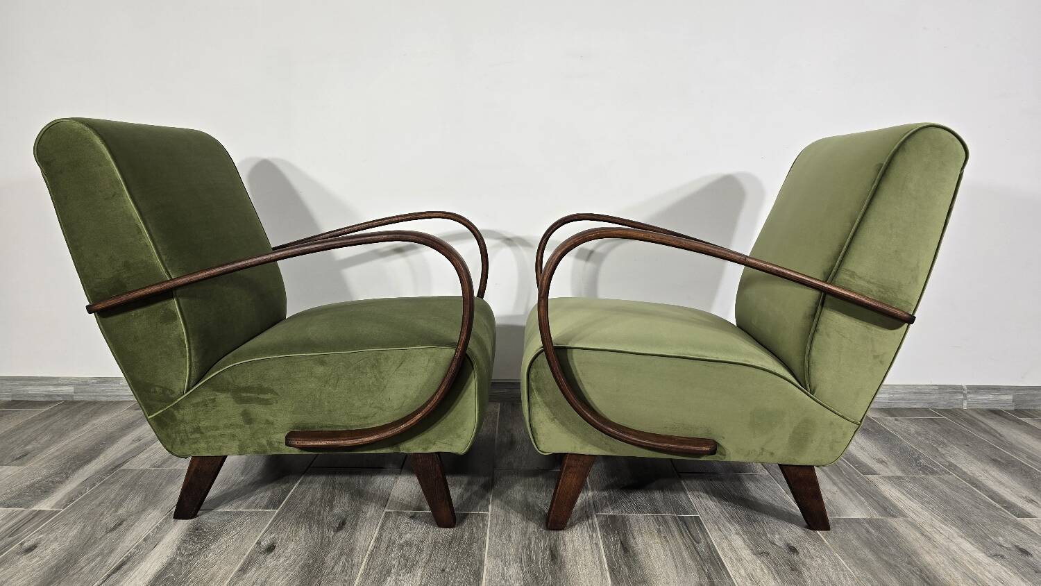 Fauteuils par Jindrich Halabala, 1940s, Set de 2