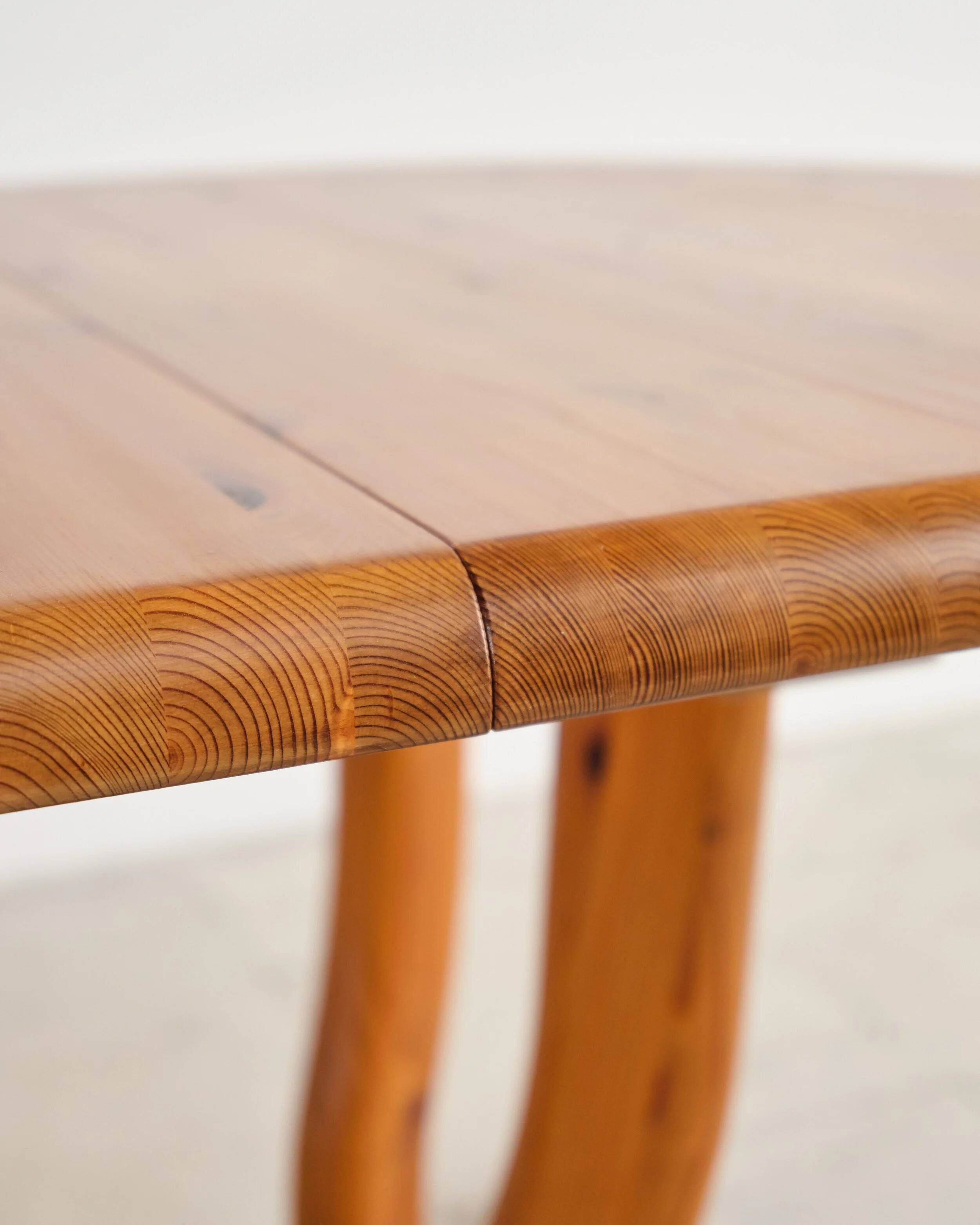 Brutalist extendable table in pine, Rainer Daumiller, Denmark, 1970s.