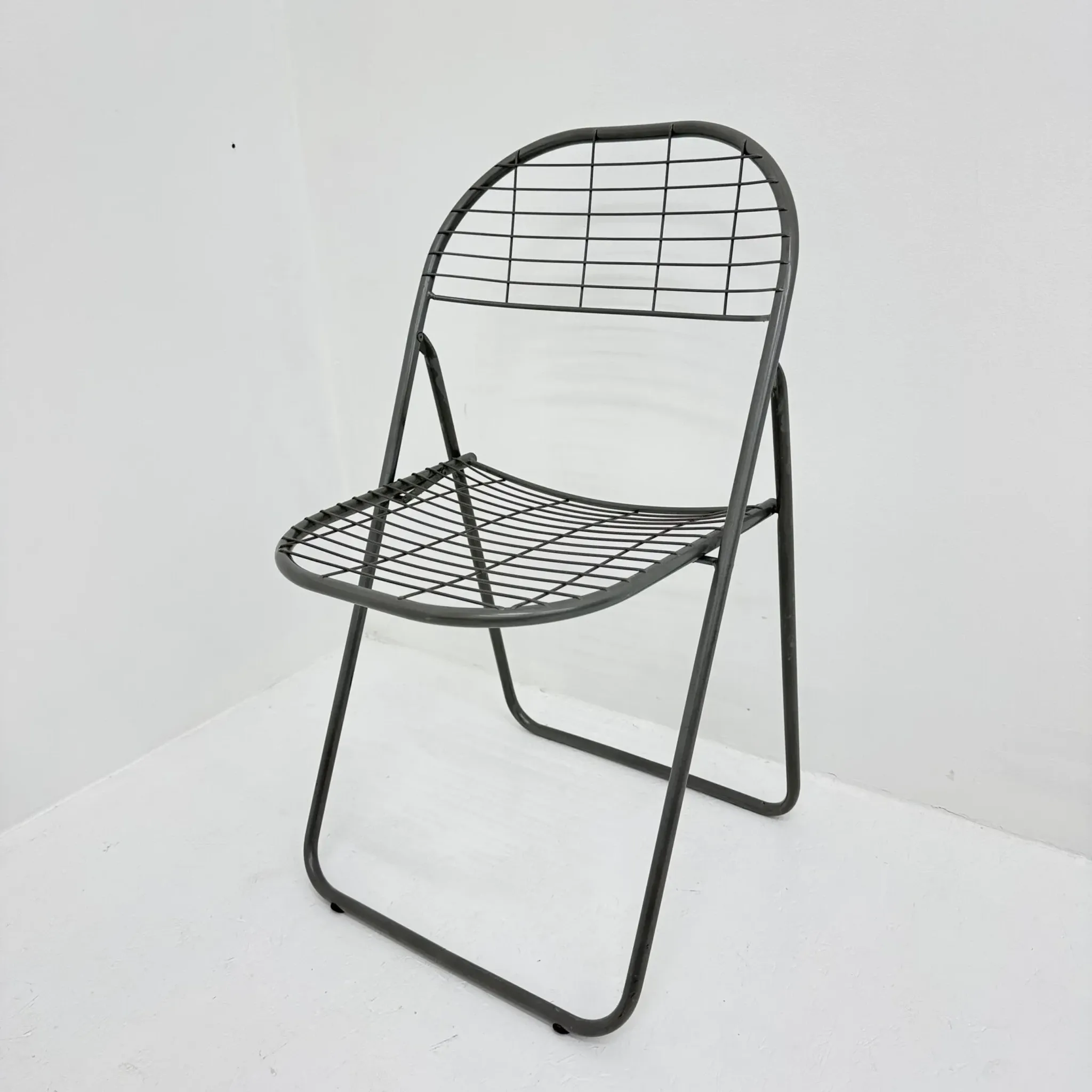 Niels Gammelgaard for Ikea grey wire metal folding chair, 1970s